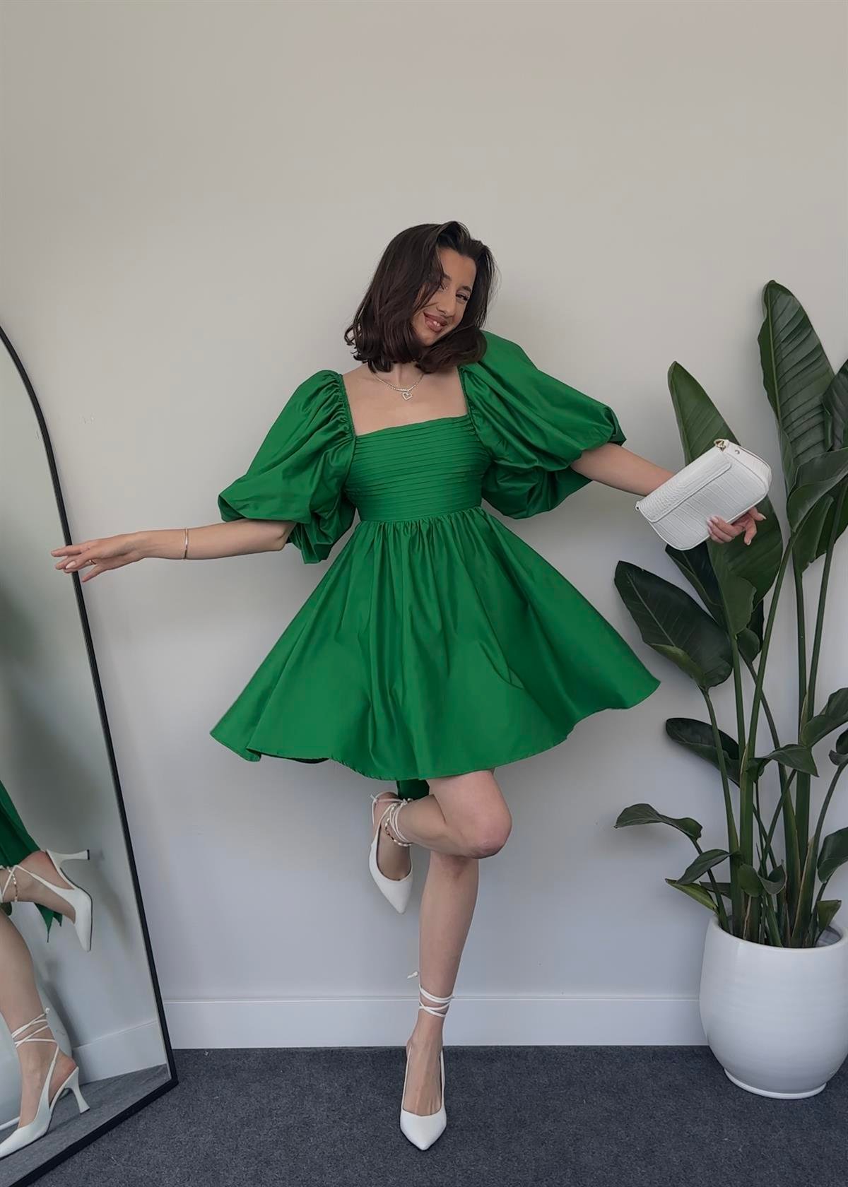 Gloria Balon Kol Zümrüt Yeşili Mini Elbise | oykuwear.com.tr