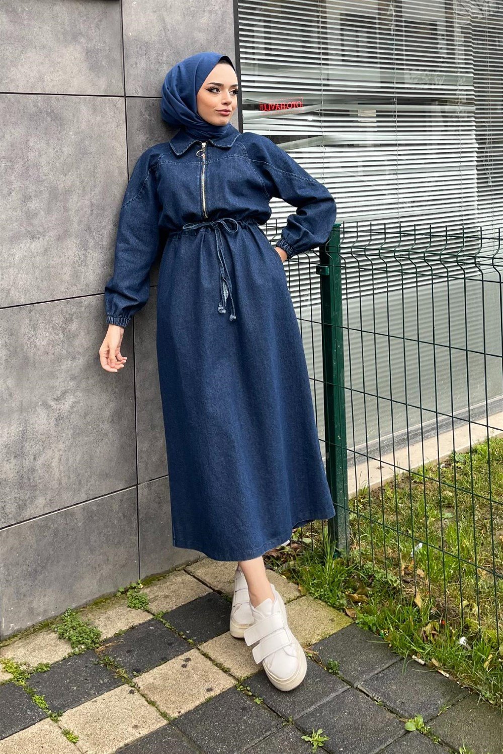 Şule Giyim | Tesettür Giyim | Fermuarlı Kot Elbise Mavi