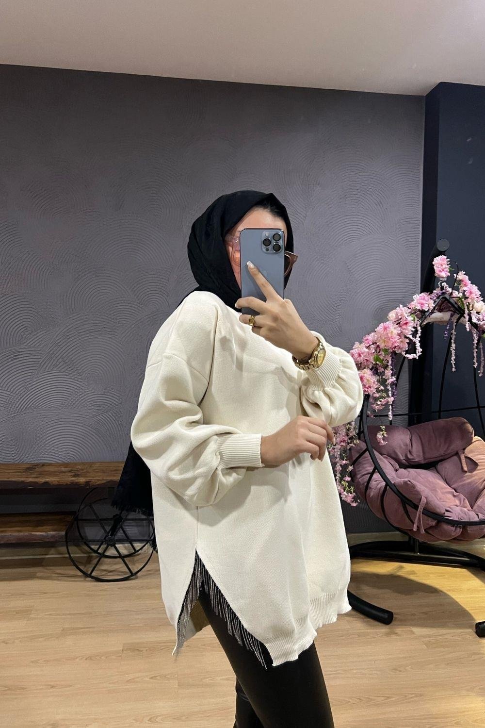 Şule Giyim | Tesettür Giyim | Yarı Zincirli Triko Kazak Beyaz