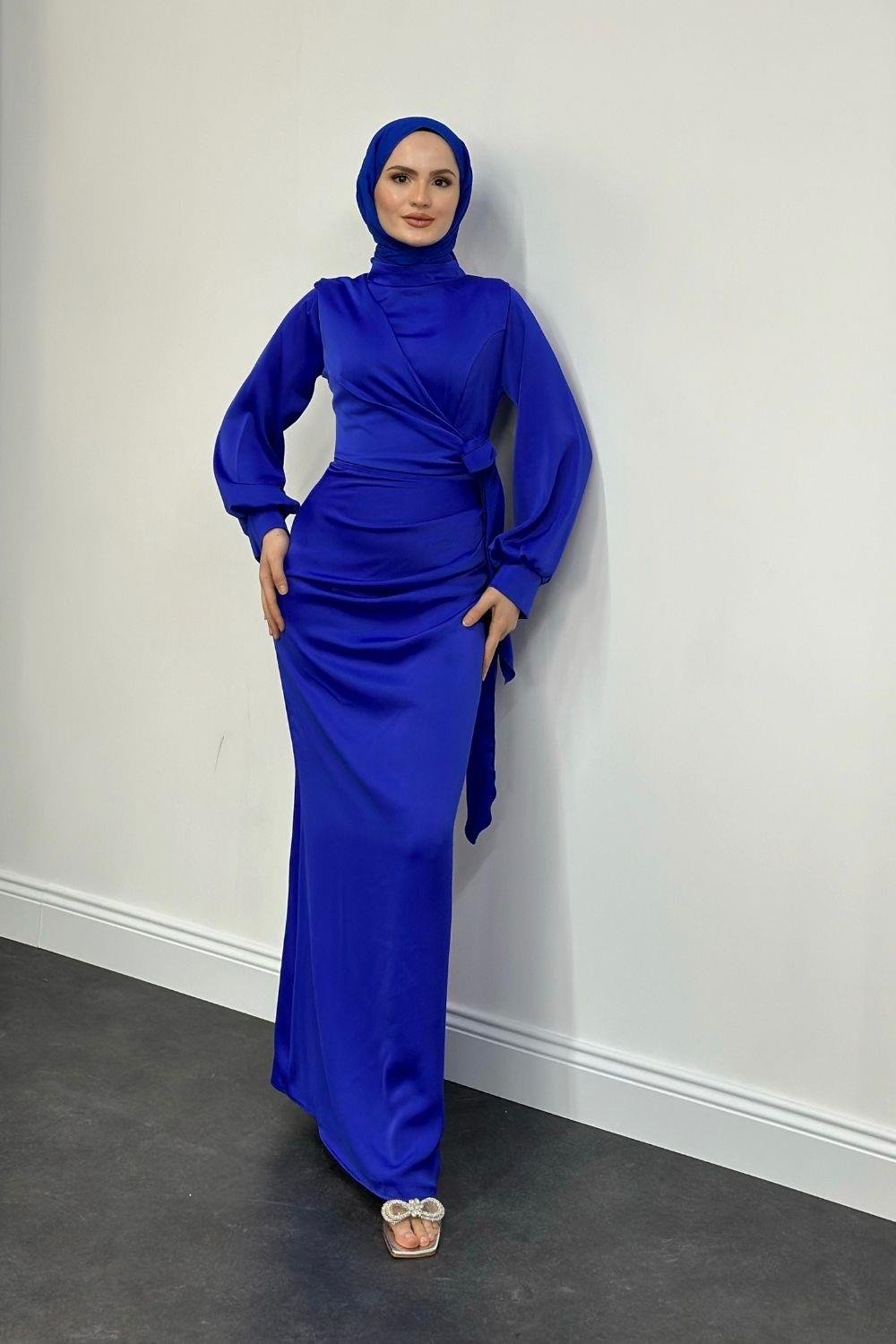 Orlenda Drape Detay Balık Saten  Abiye Saks Mavisi