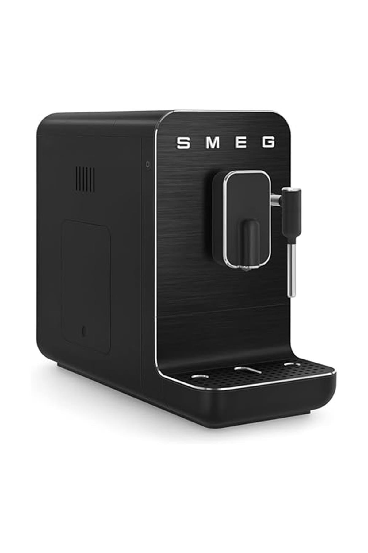 SMEG 50'S Style BCC02 Espresso Otomatik Kahve Makinesi Full Black Mat