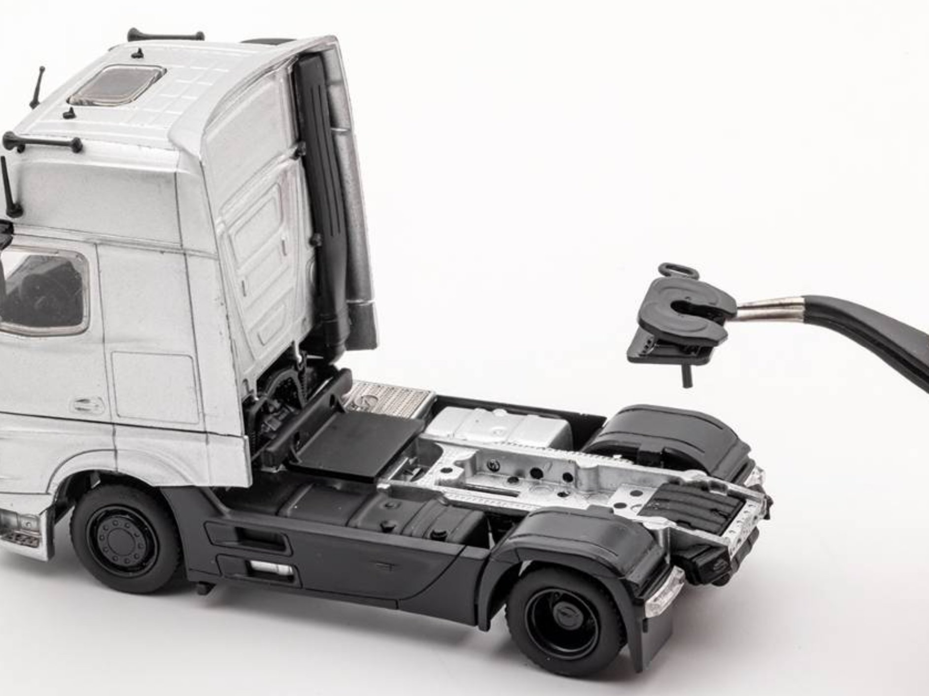 35R-003 GCD 1/64 ACTROS GIGASPACE 6×2 G.C.D 1:64 Model Diecast