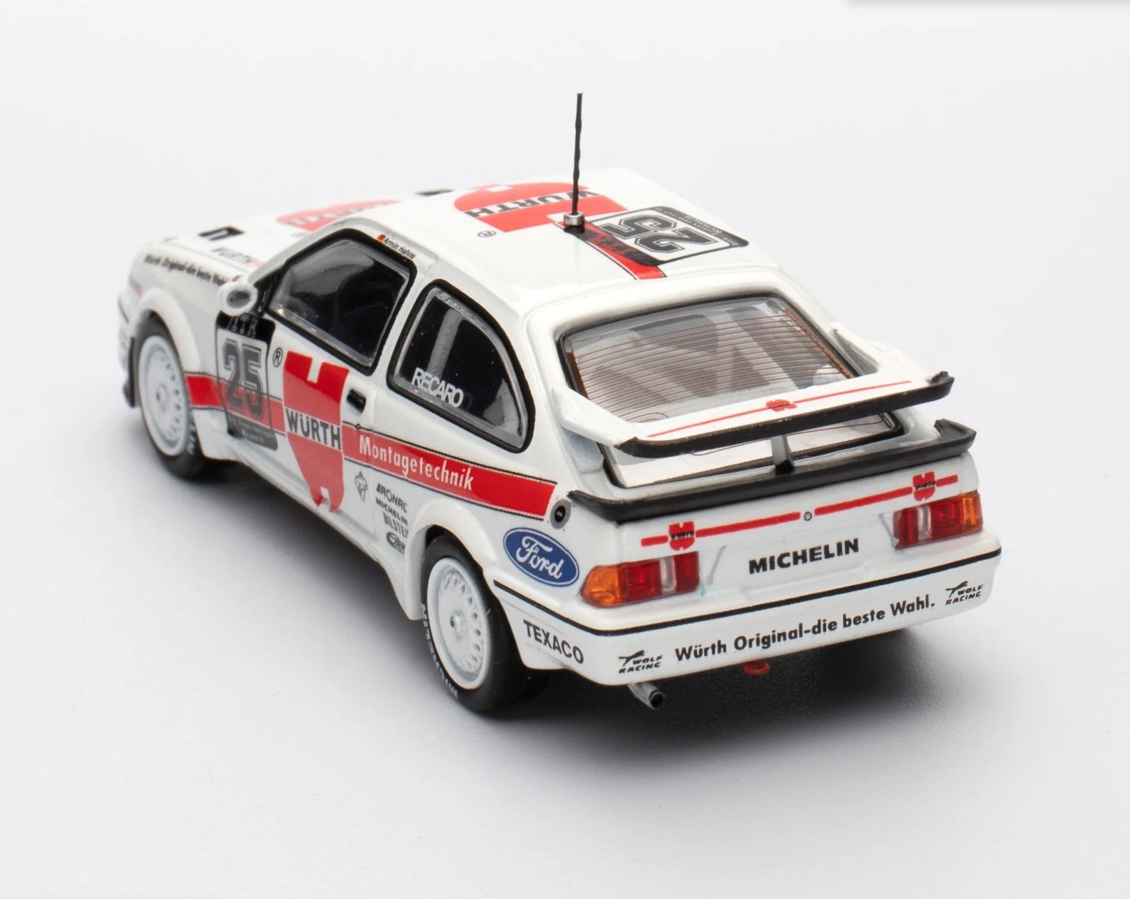 İNNO64 Nissan | diecastpazar