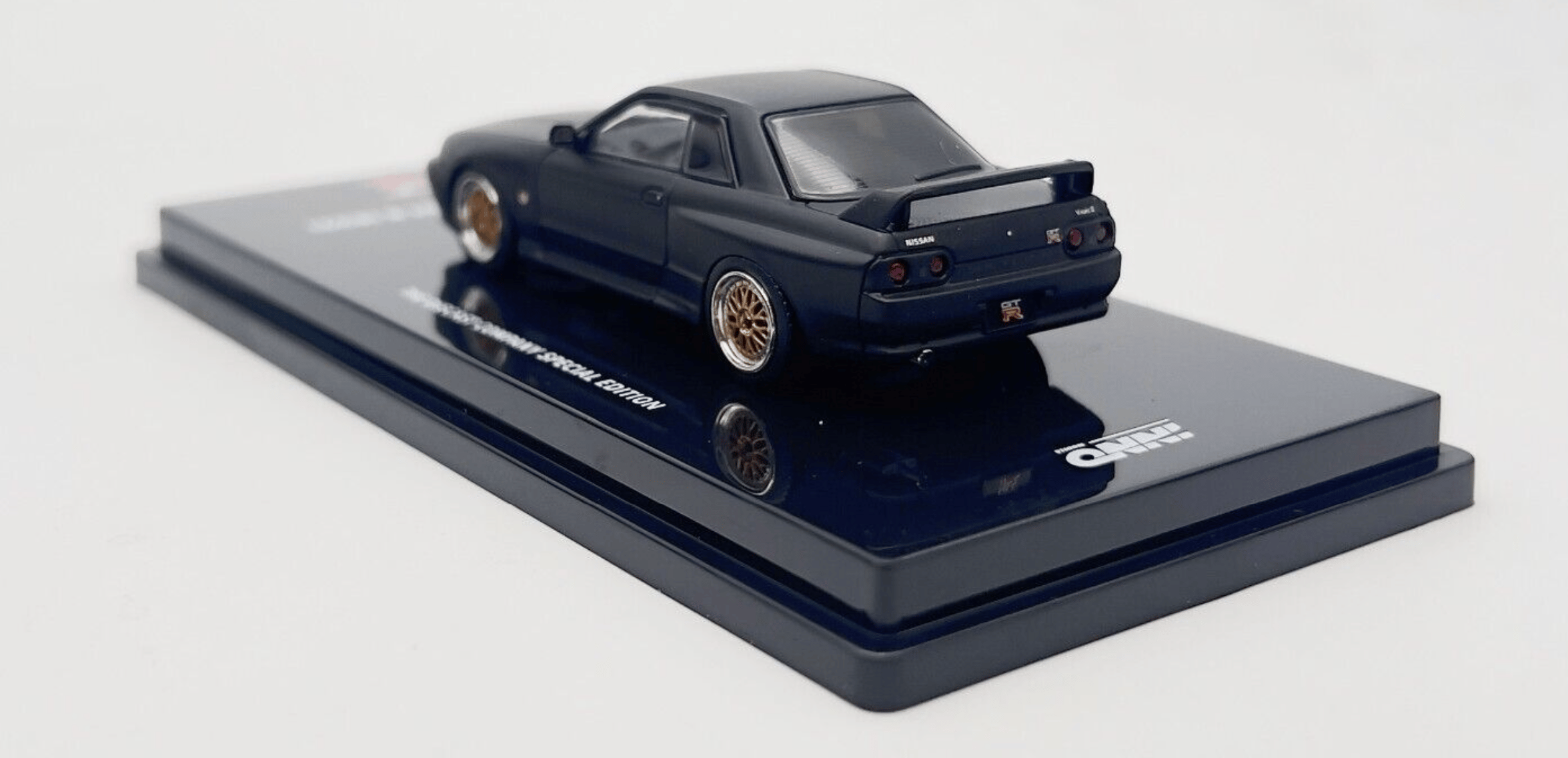 İNNO64 Nissan Skyline R32 | diecastpazar