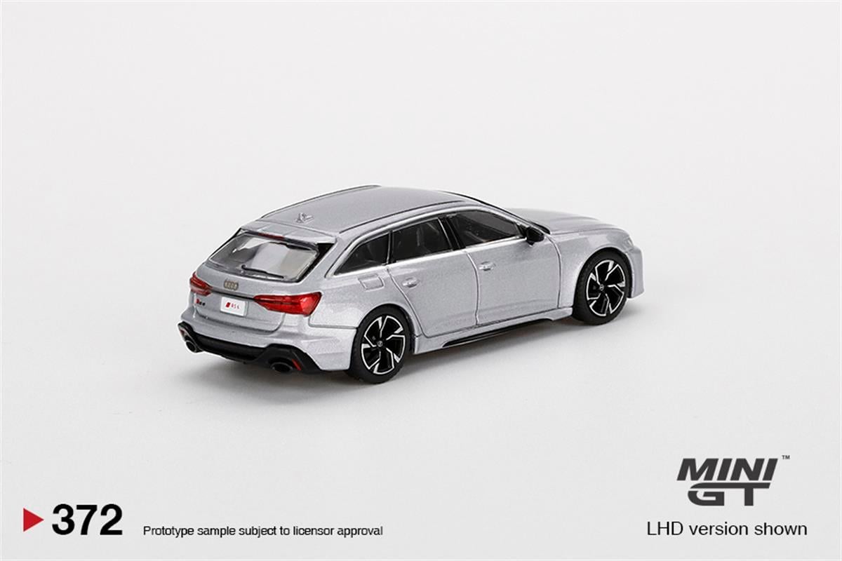 Mini GT Audi RS 6 Avant Carbon Black Edition Florett Silver