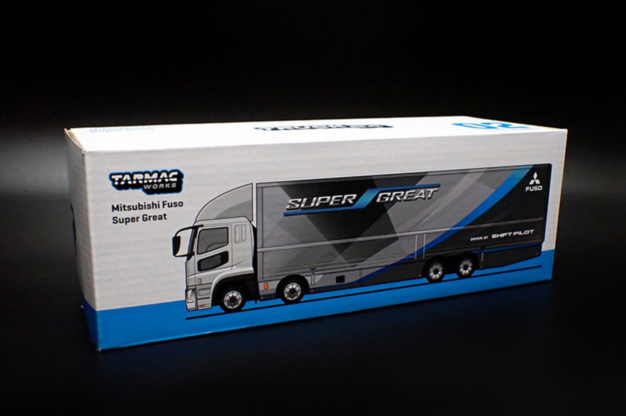 Tarmac Works Fuso Great Taşıyıcı | diecastpazar