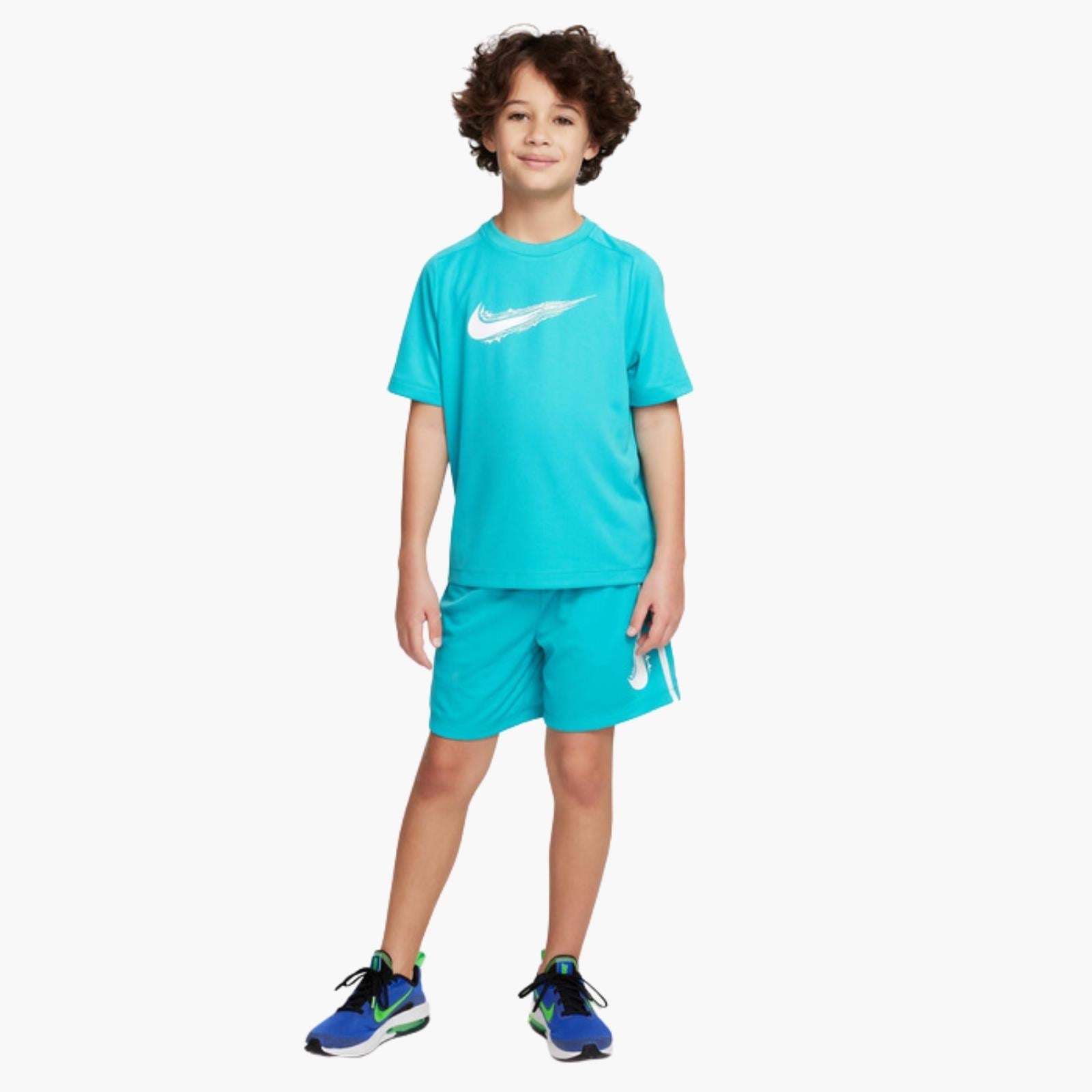 Nike Multi Dri-FIT Genç Çocuk T-Shirt - Turkuaz - HF8100-345