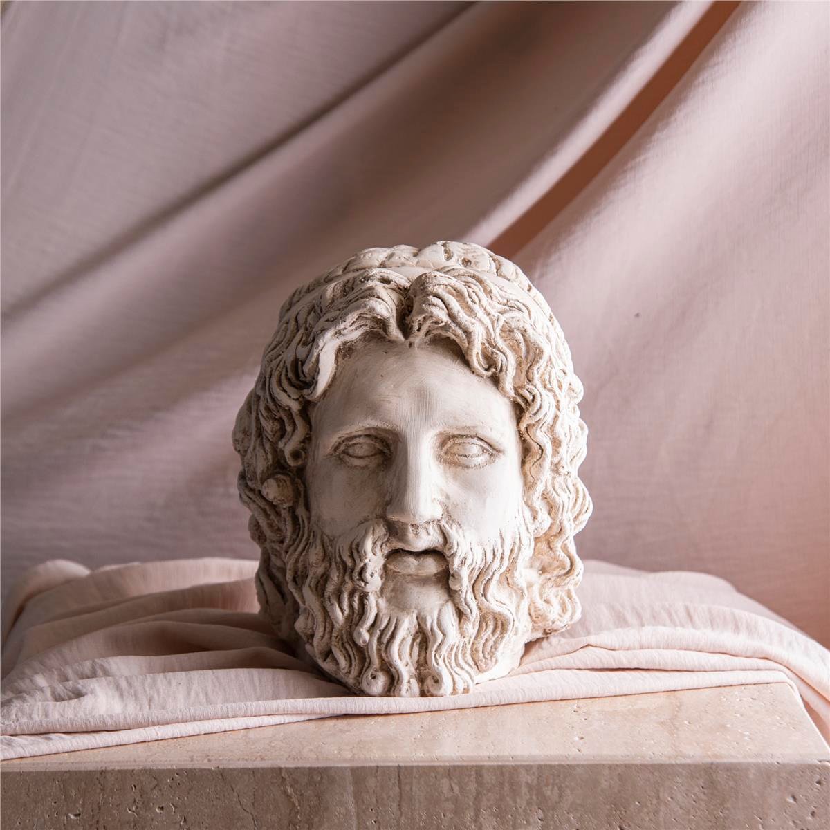 Zeus Kafa Heykel