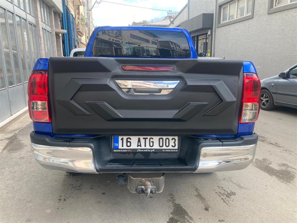 TOYOTA HILUX ARKA BAGAJ KAPAĞI KAPLAMA