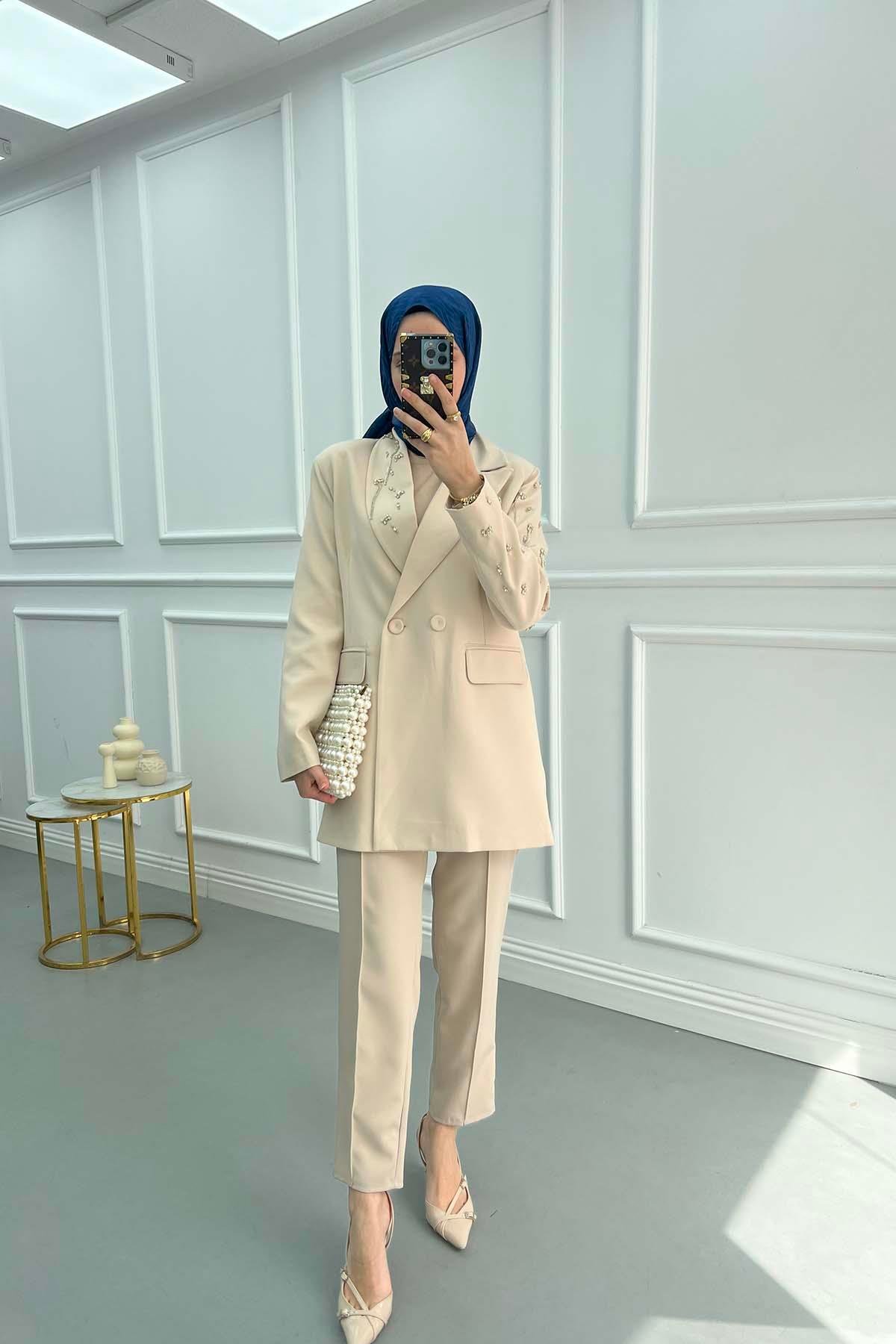 Taşlı Blazer Ceket Bej