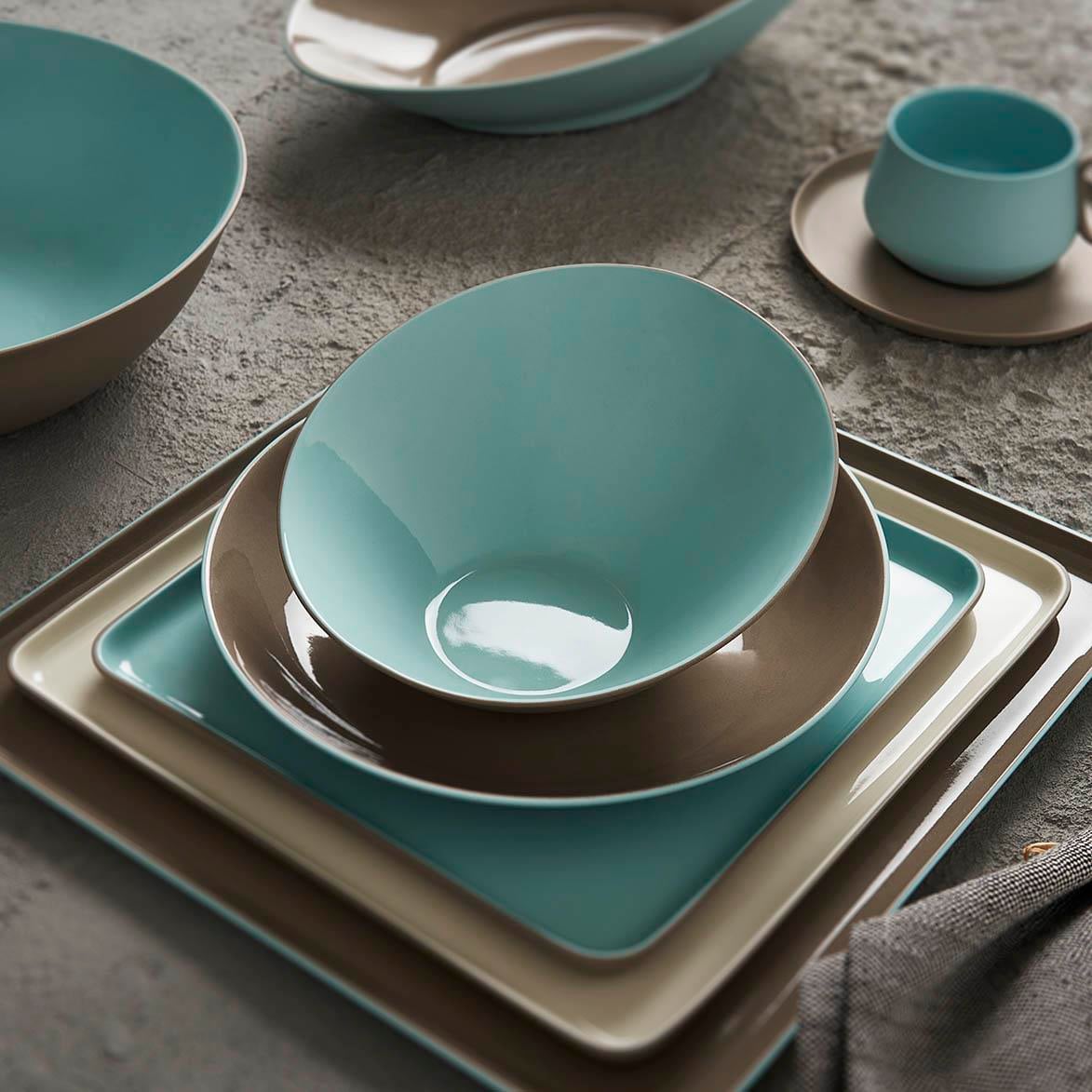 Assiette de Service Carrée Double Couleur - variant-extra-KRT05CF0000S1_1003-0