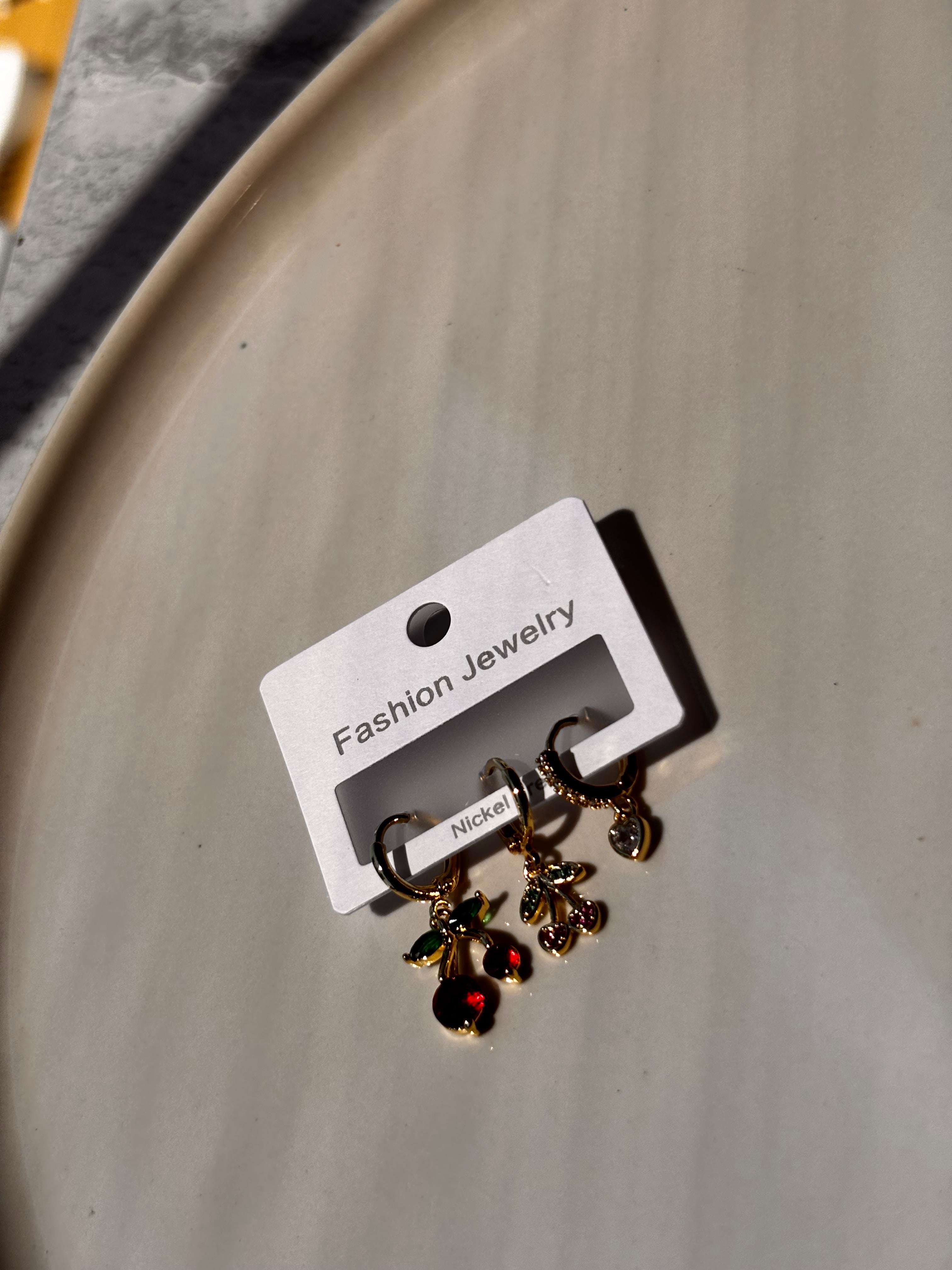 Kiraz Charm Küpe Gold 