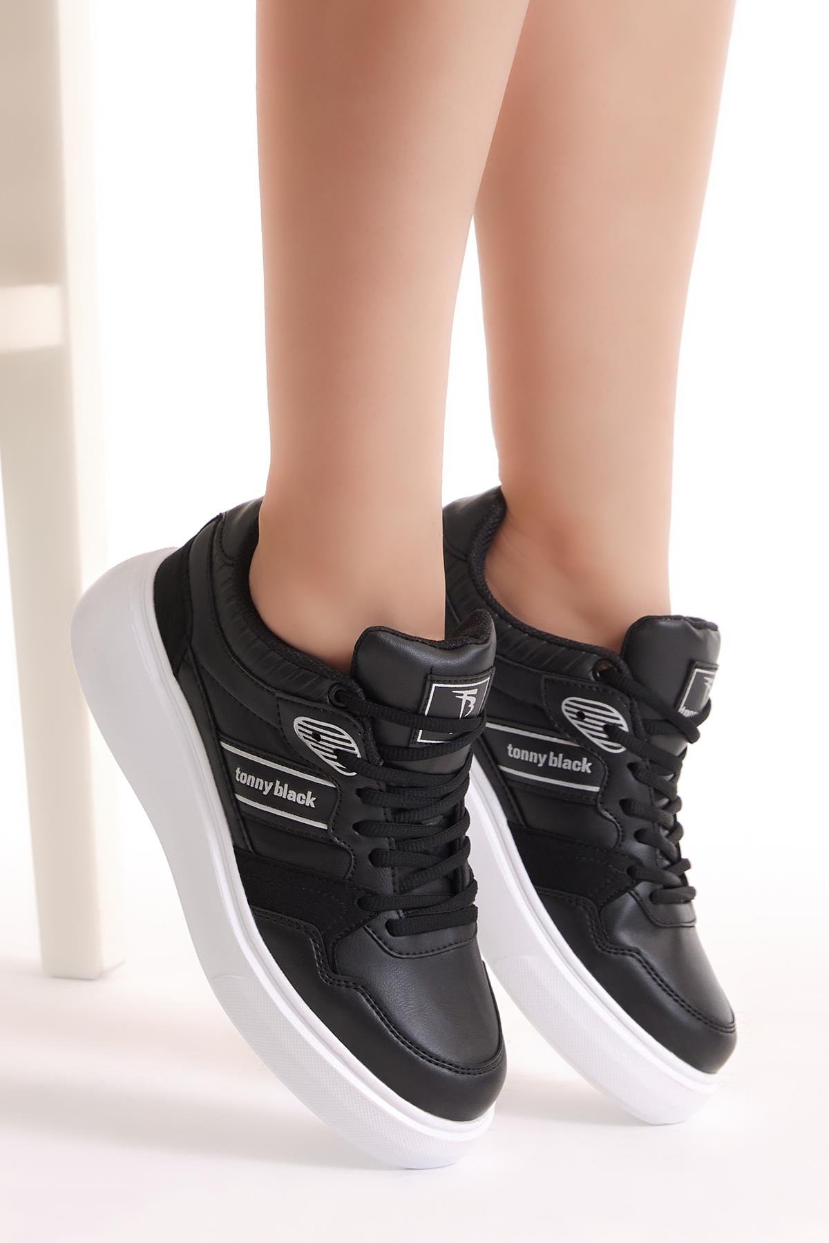 Kadın Siyah Beyaz Poli Taban Yanı Şeritli Bağcıklı Sneaker | Tonny Black