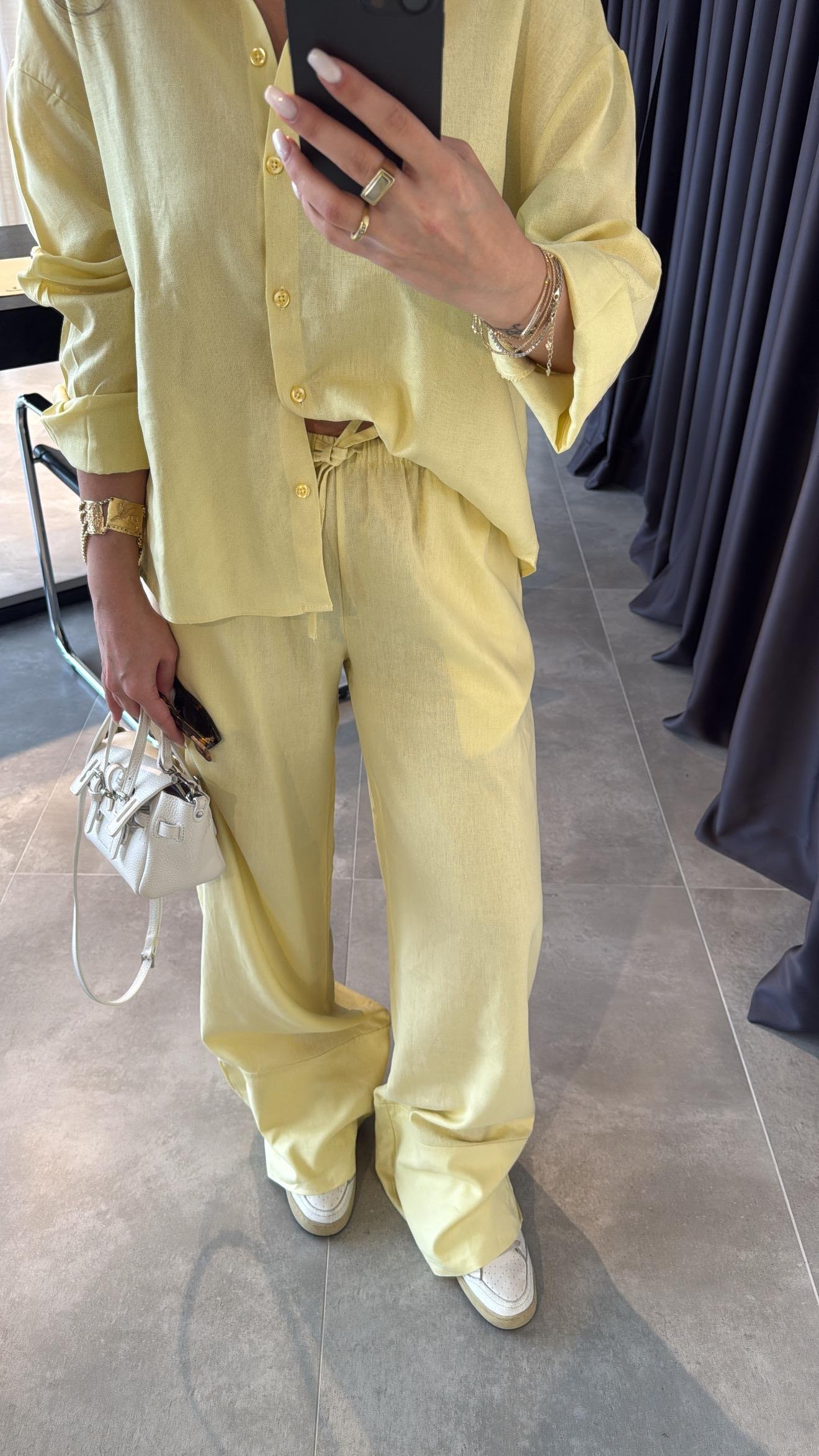 Kimdir Tight Gelni sinab korganmi? Kimdir Tight Gelni sinab korganmi?