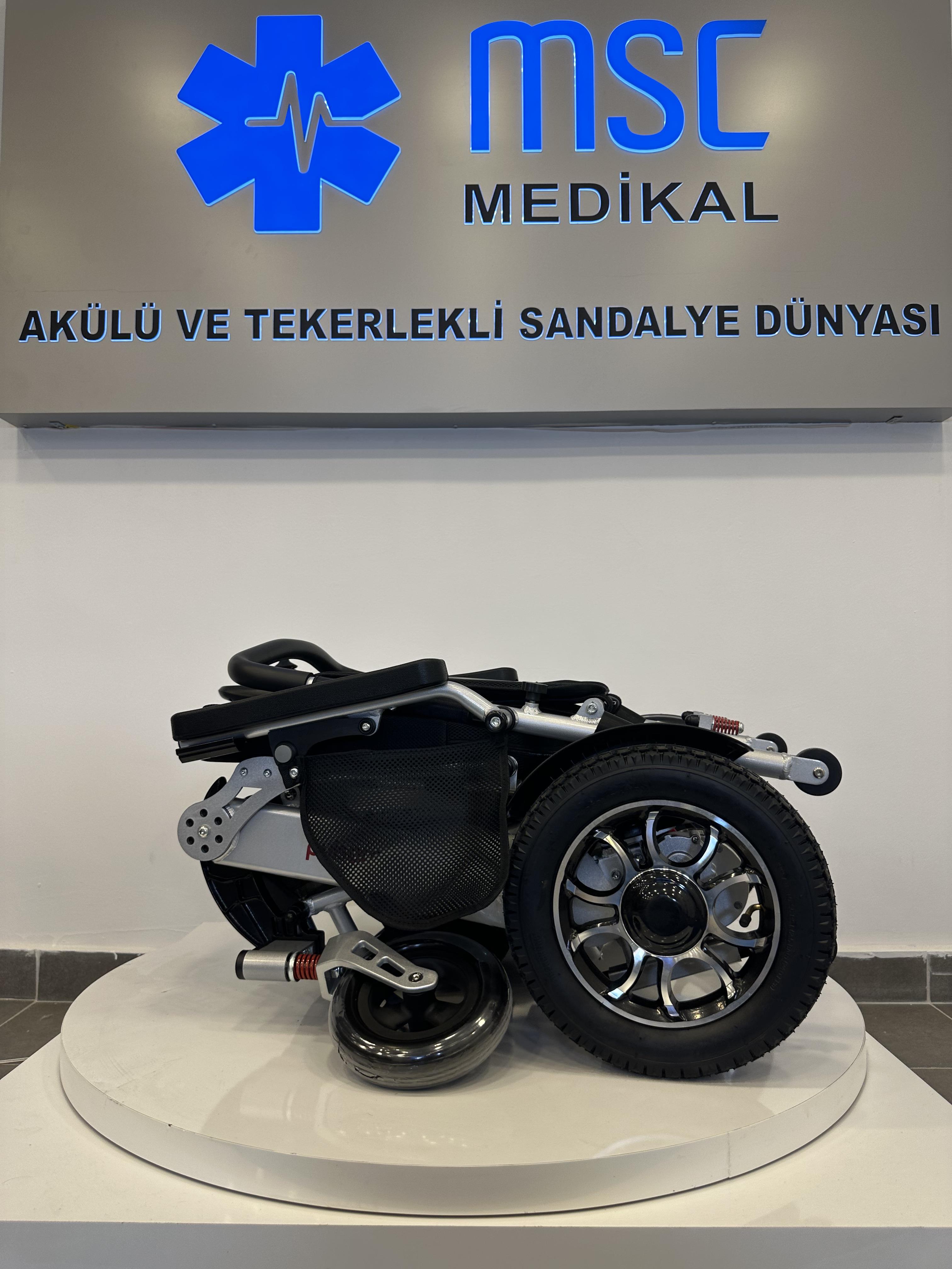 HG-W630 Akülü Tekerlekli Sandalye