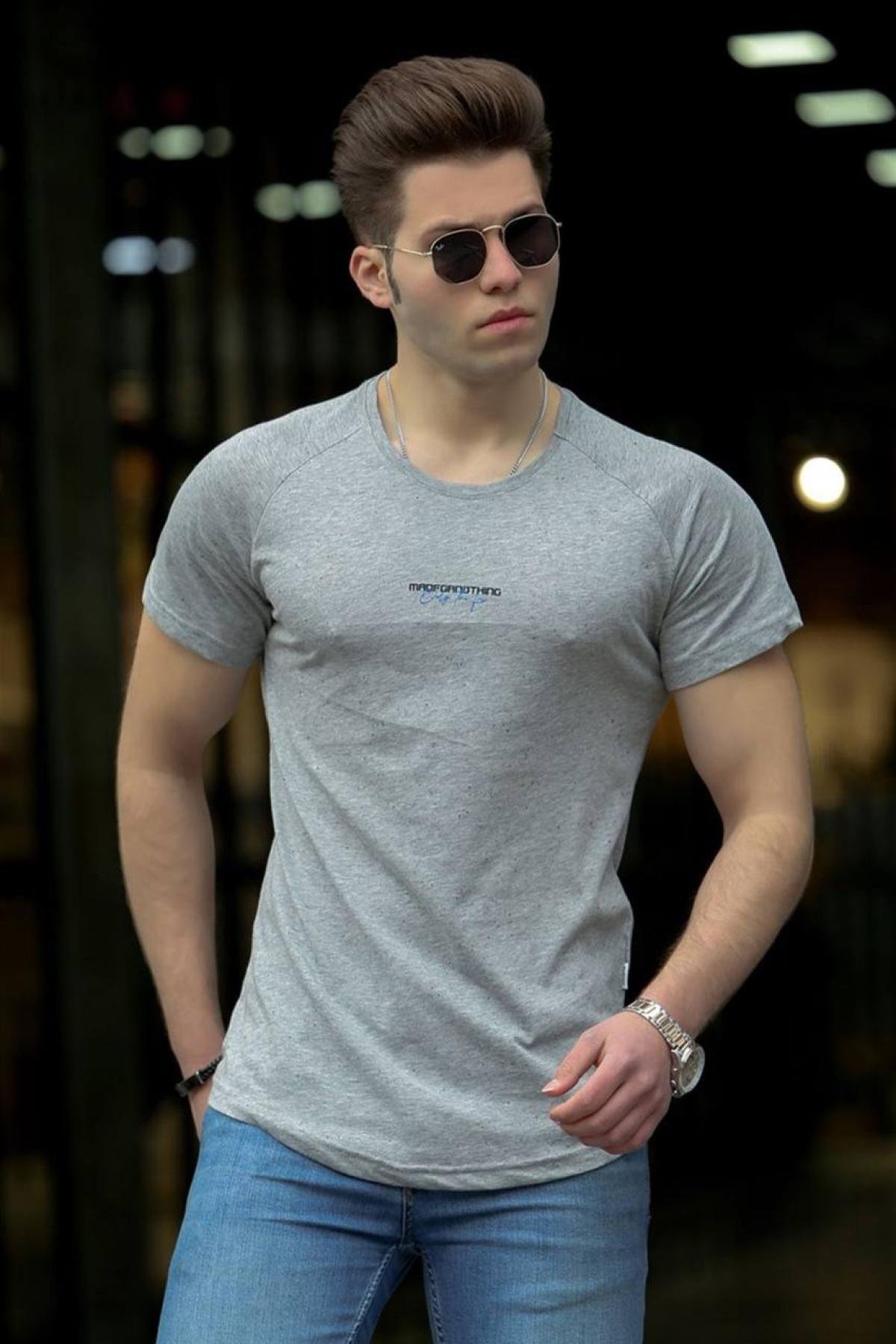 Raglan-sleeve printed T-shirt