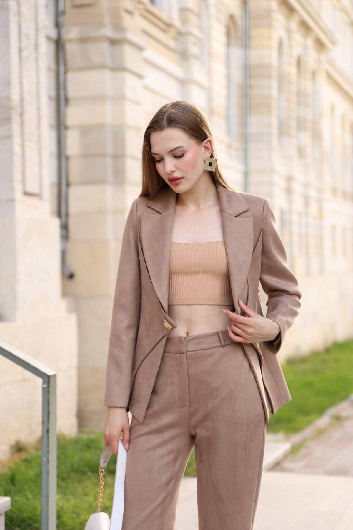 Wholesale Women Beige Two Piece Suit Blazer and Pants Set