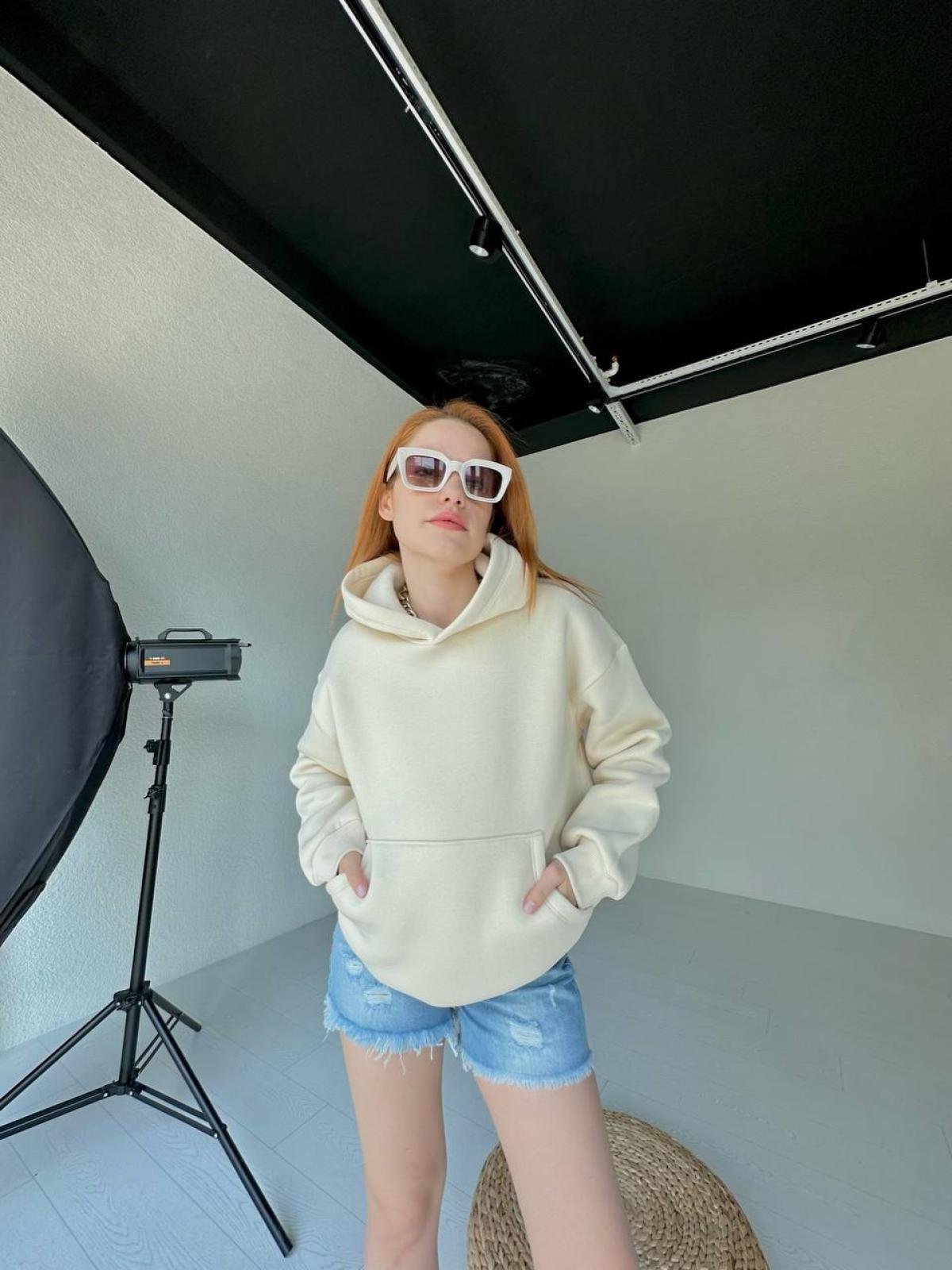 Women hoodie wholesale Cream color Wholesale Sweatshirt