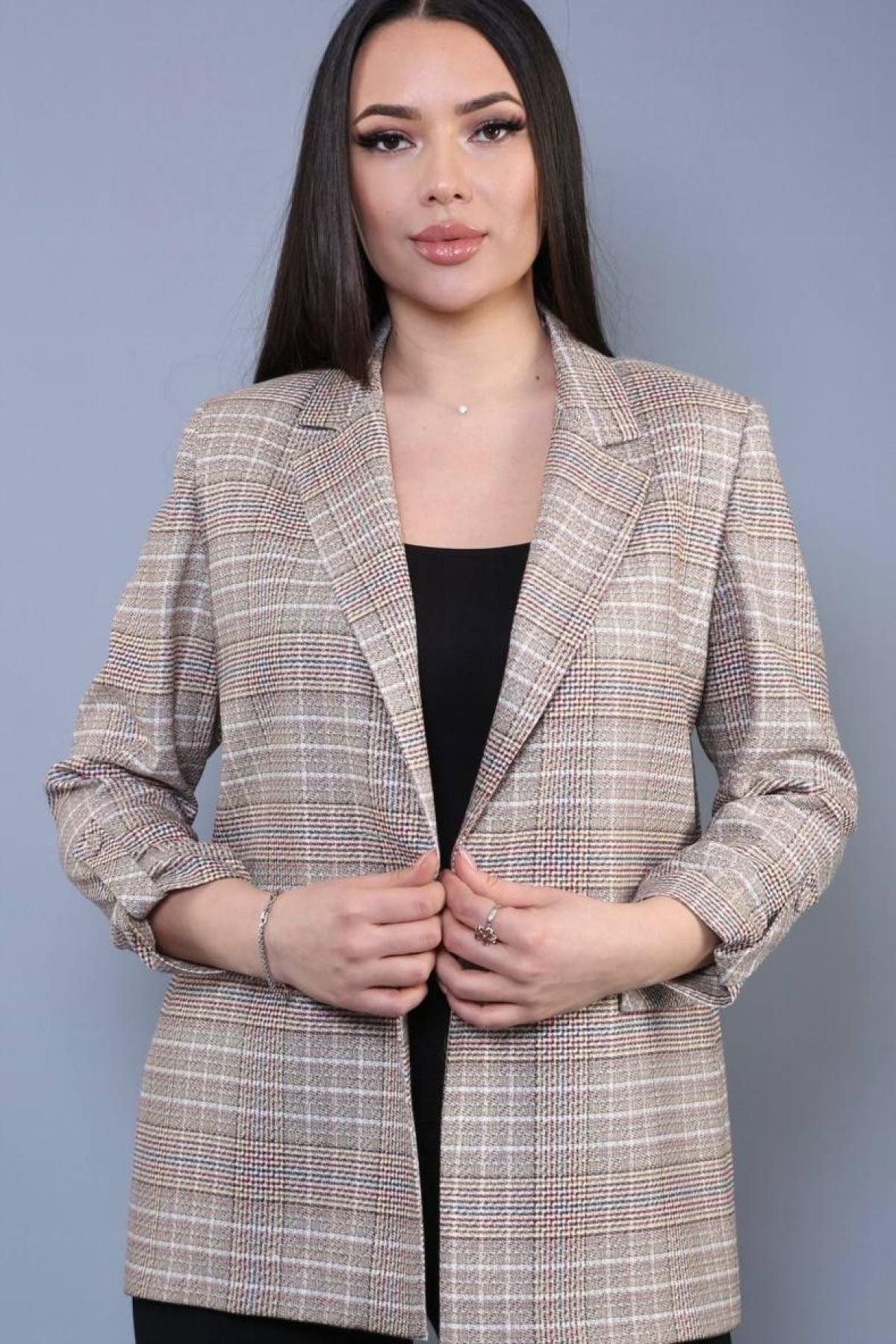 Women plaid blazer Plus size wholesale Beige color Wholesale Blazer