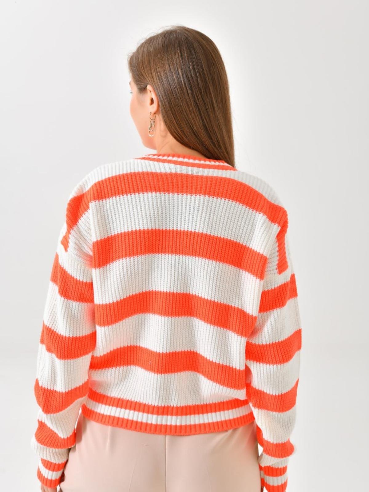 Kristen Bell Orange And White Sweater Chunky Sweater Outfit Ideas