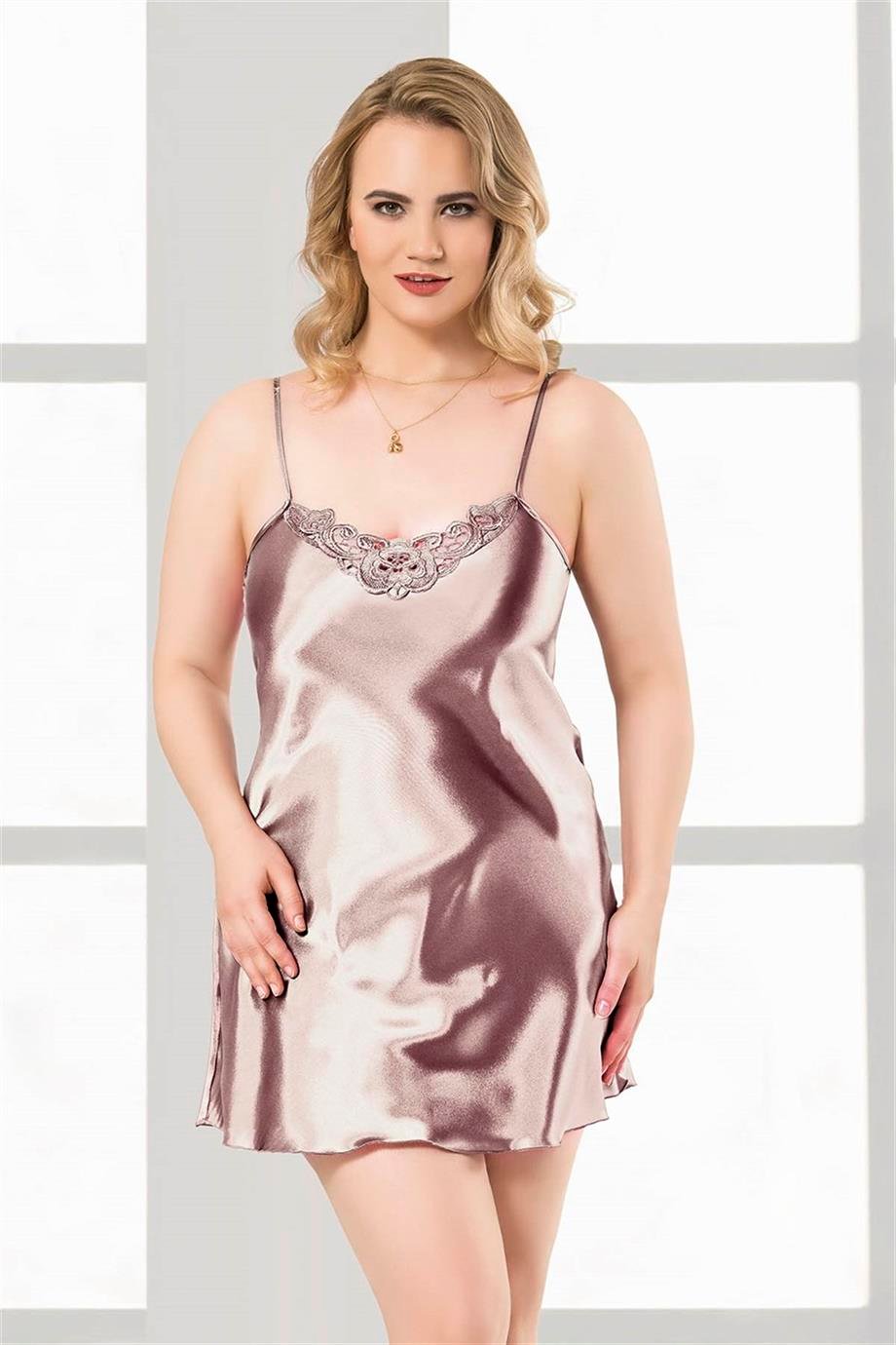 Aria's Closet Büyük Beden Vizon Kısa Saten Gecelik