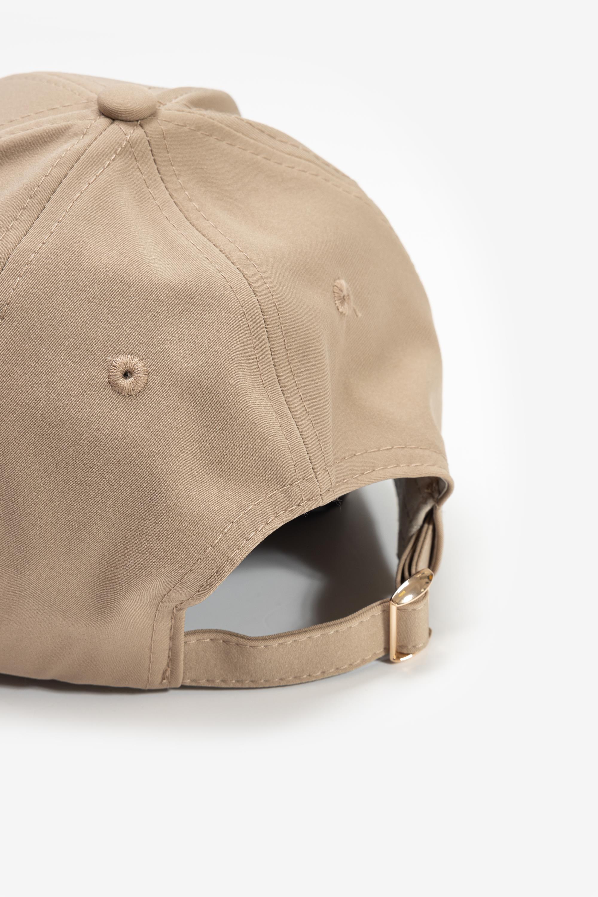 Guess Kadın Baseball Şapka