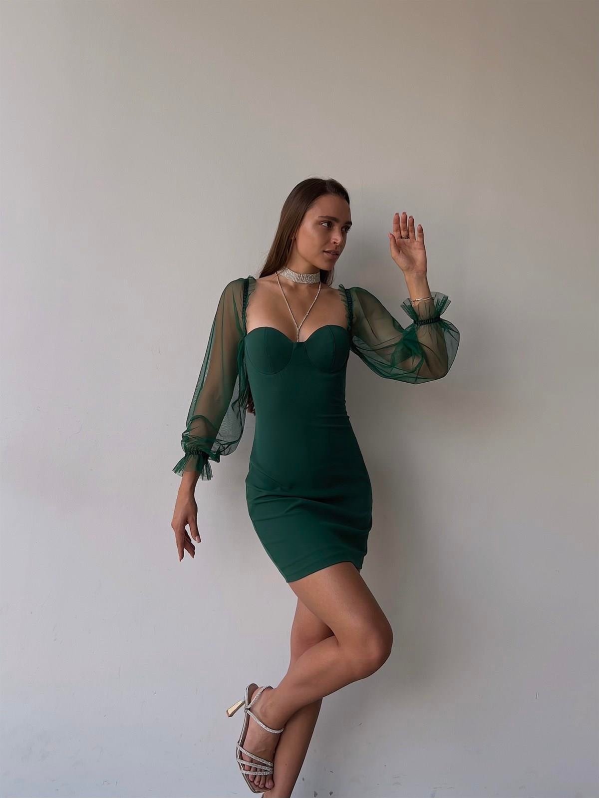 Uzun Tül Lastik Kol Kalp Yaka Göğüs Pedli Kadın Yeşil Mini Elbise