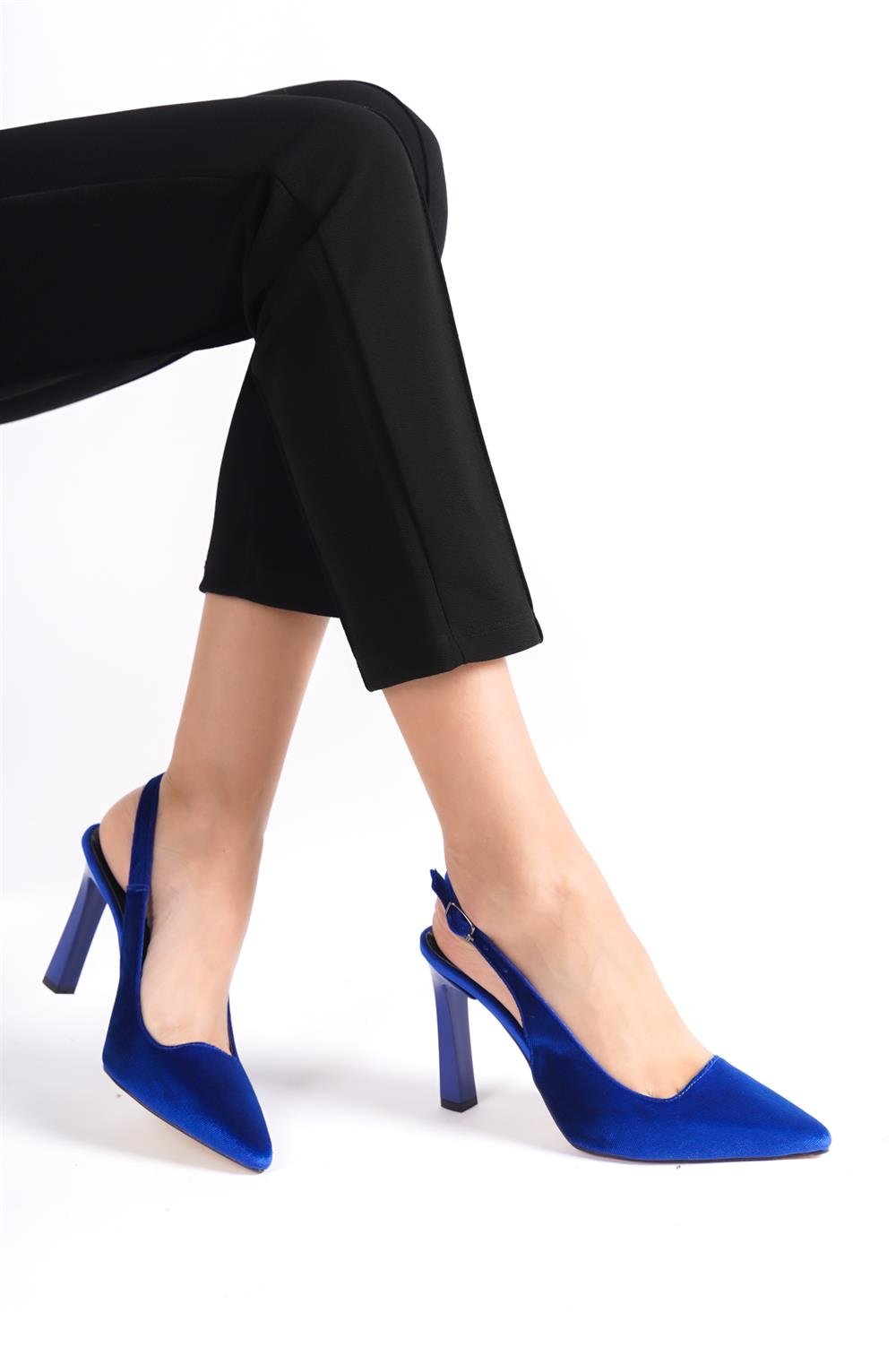 Kadın Mavi Kadife Topuklu Ayakkabı ST250