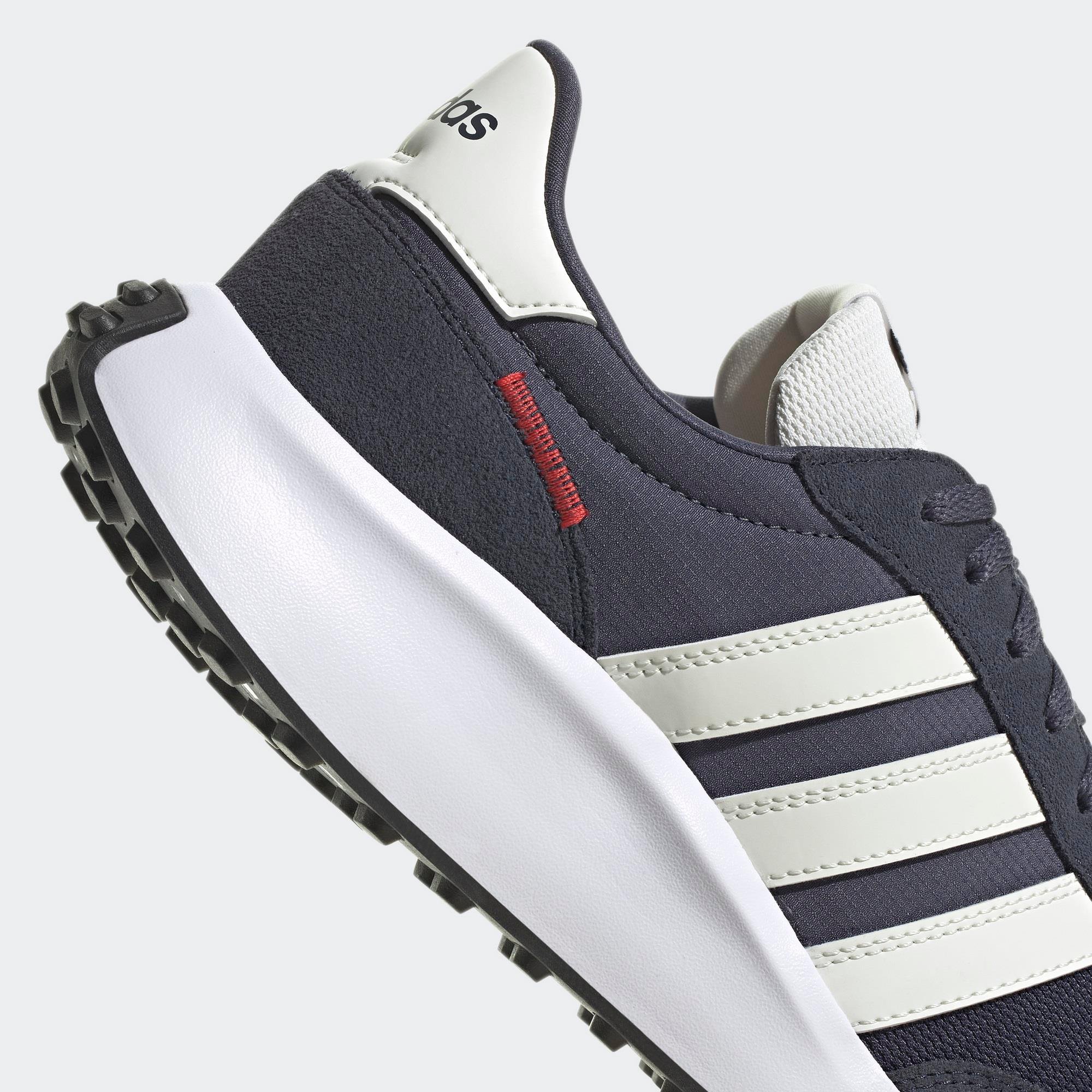 Adidas yüzde 70 indirim hot sale