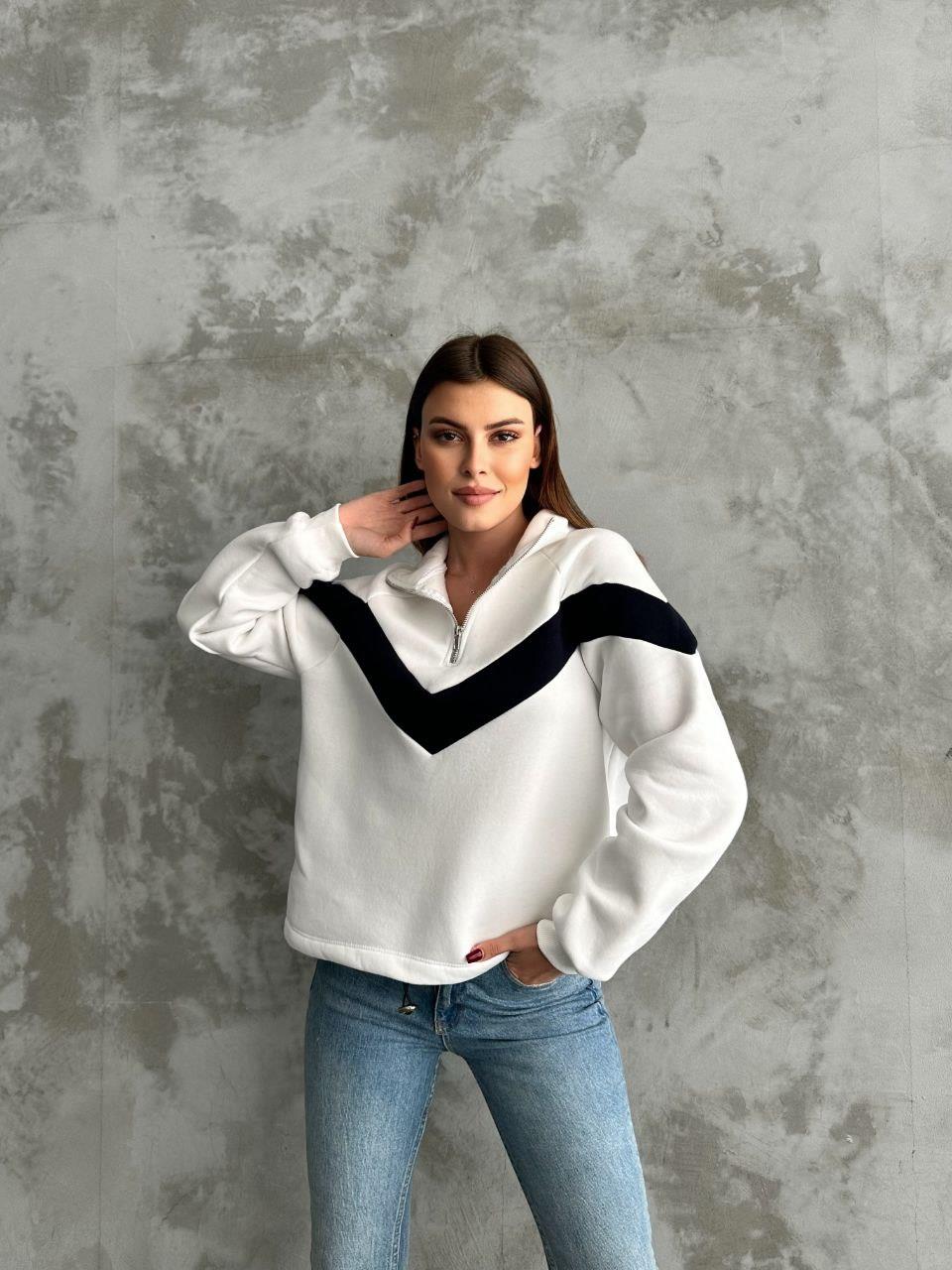 Kadın Dik Yaka Fermuarlı beyaz Sweatshirt 