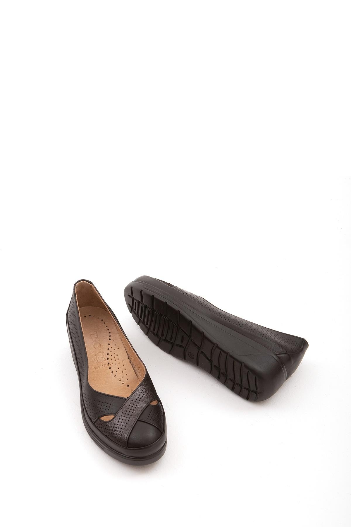 Tamer Tanca Kadın Hakiki Deri Siyah Comfort Ayakkabı