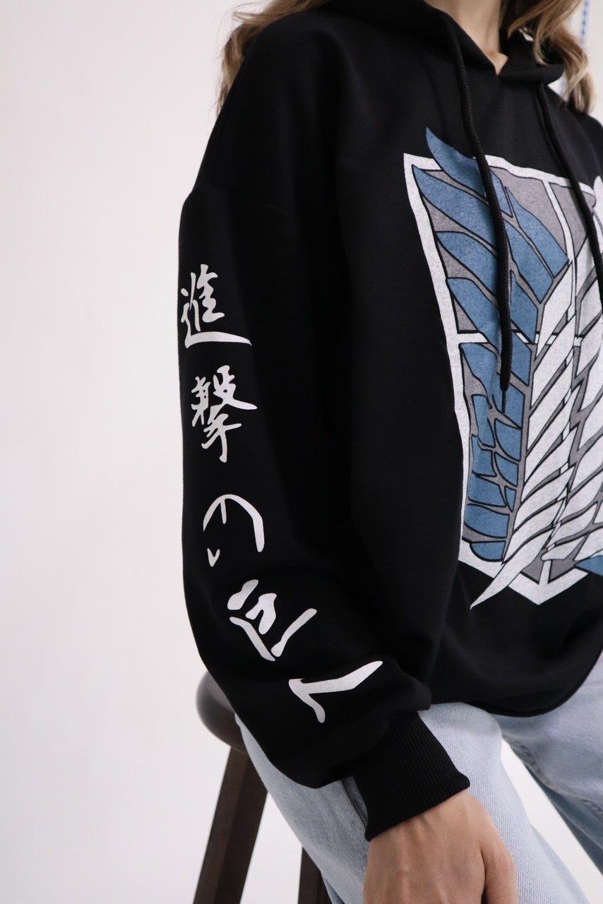 Siyah Kapu onlu Anime Mavi Attack On Titan Logo Sweatshirt