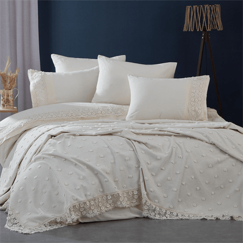 Venüs Krem Dantelli Nevresim Takımı + Pike 7 Parça Set