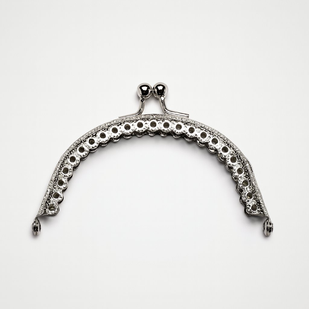 Gümüş Renk Metal Oval Çanta ve Cüzdan Klipsi 8 cm