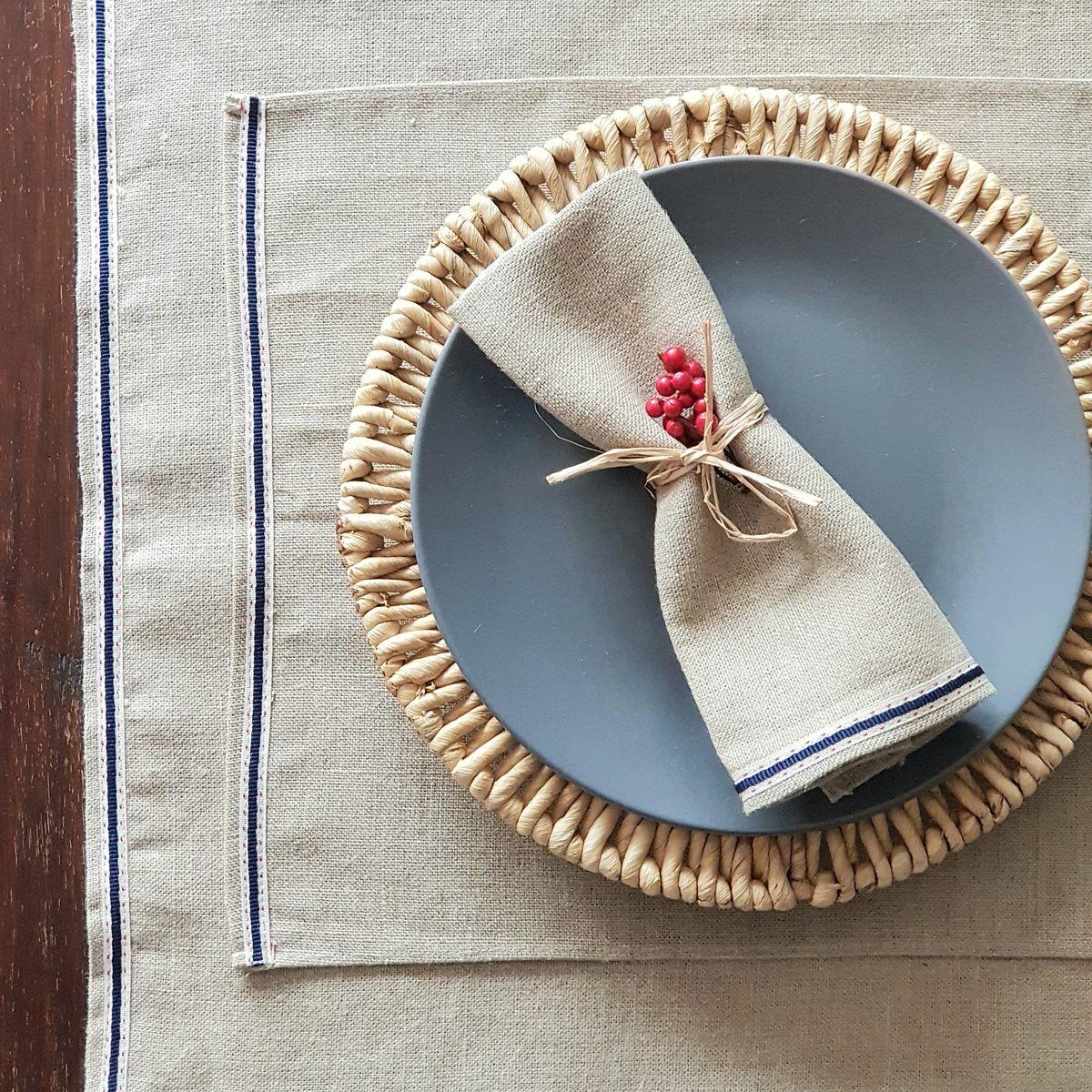 BY138 Table Mat Natural
