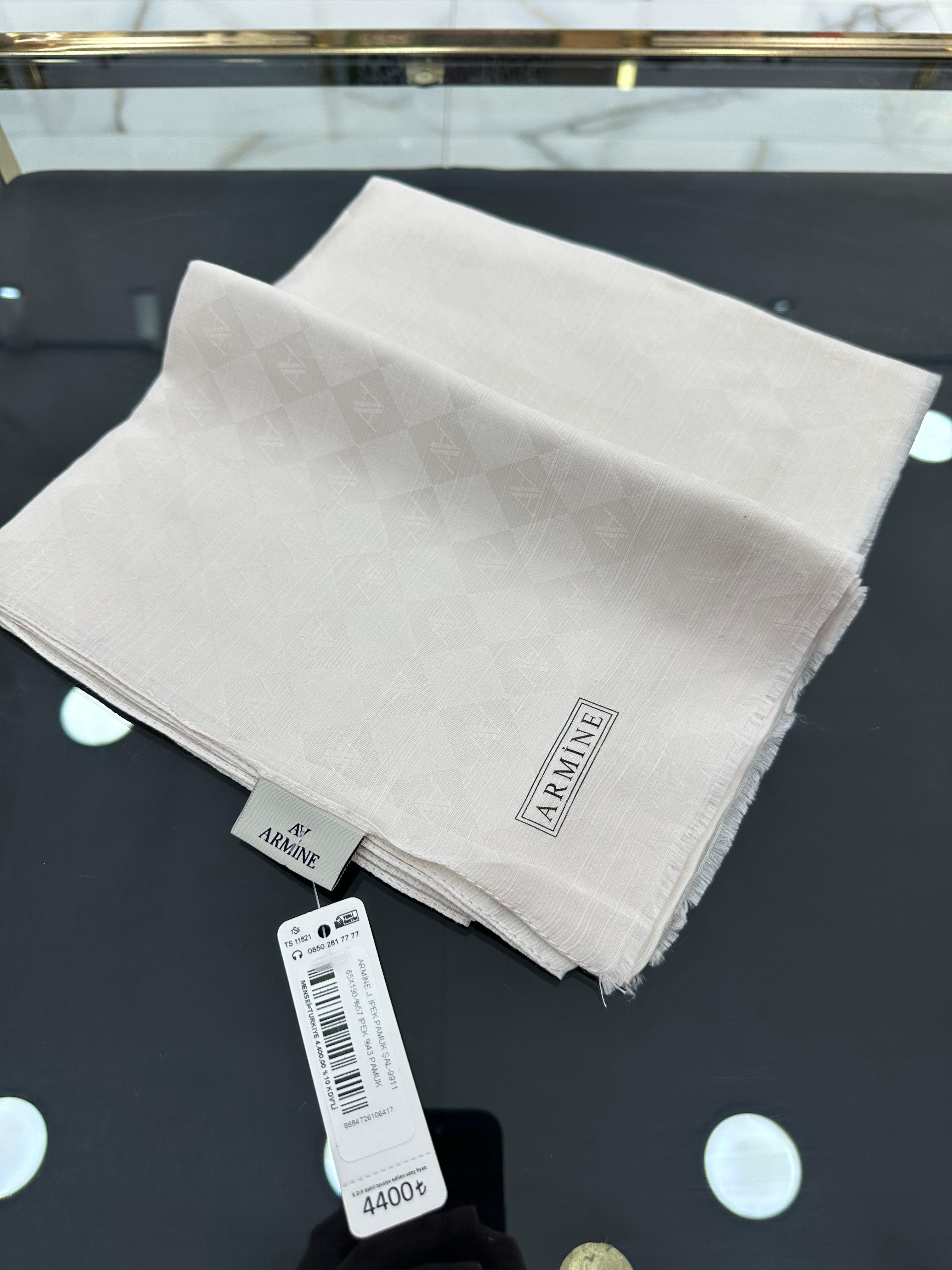 Armine Monogram Şal 9911