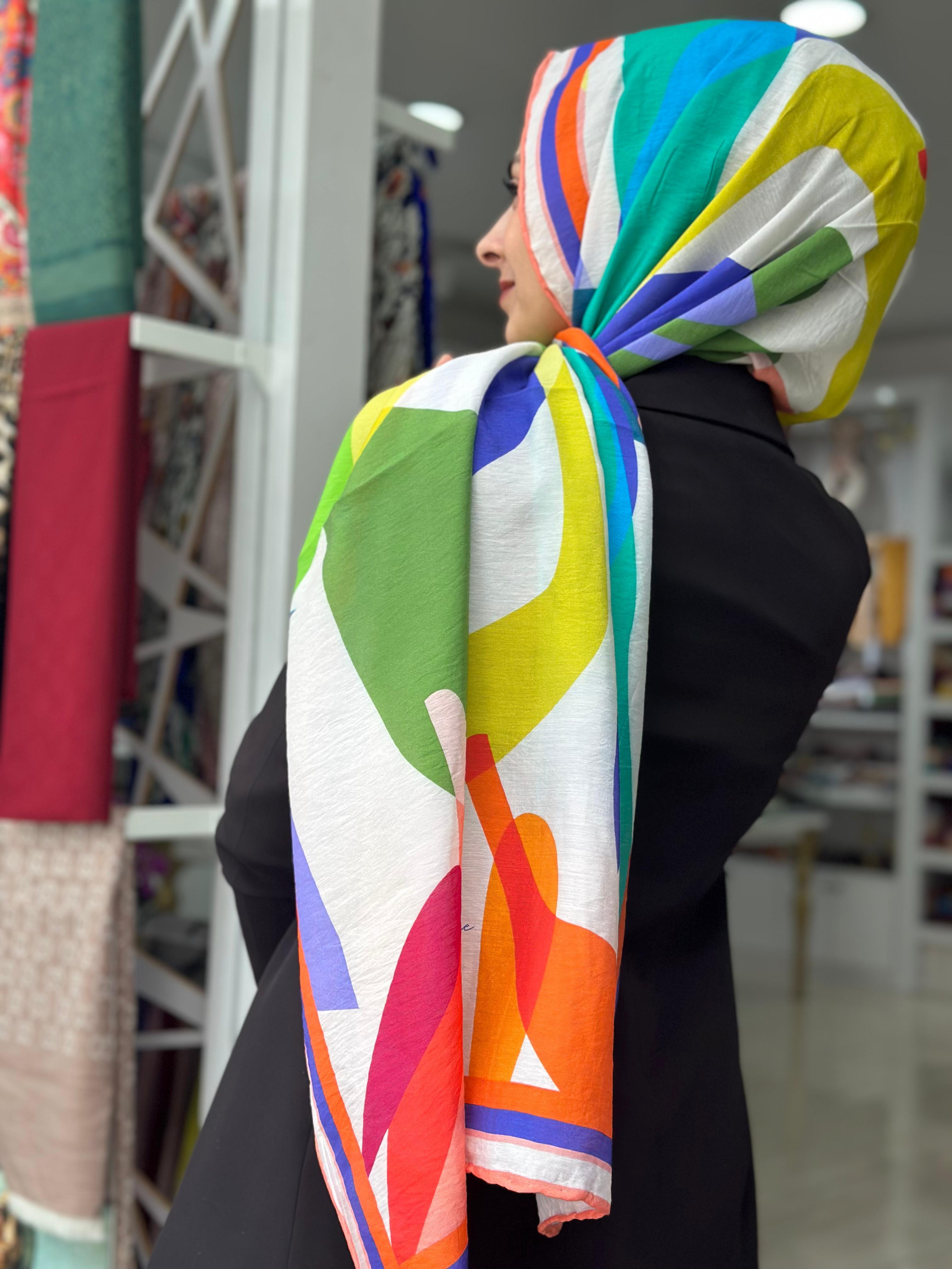 La Boutique Desenli Güz Şal 2403-01