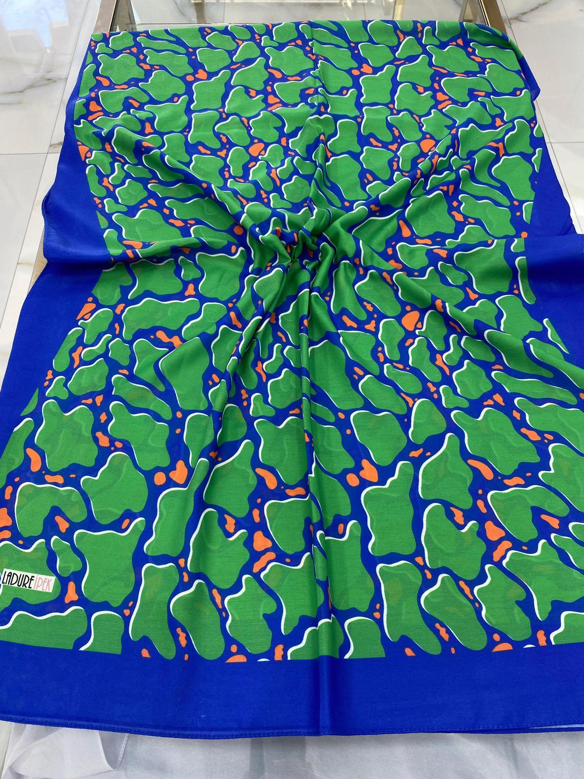 Ladure Desenli Butik Şal - Mavi-Yeşil Rengi