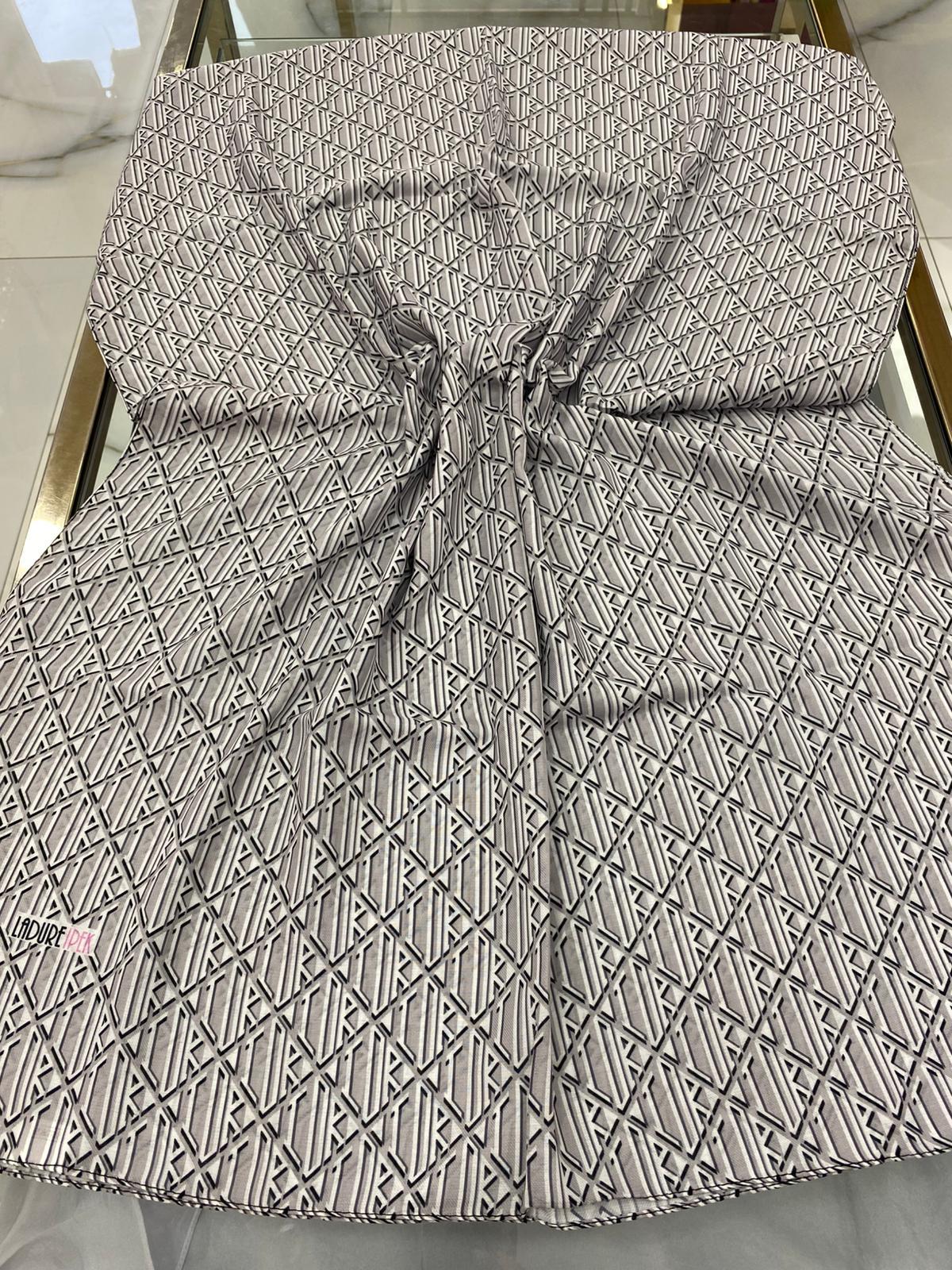 Ladure Logo Desenli Butik Şal 03