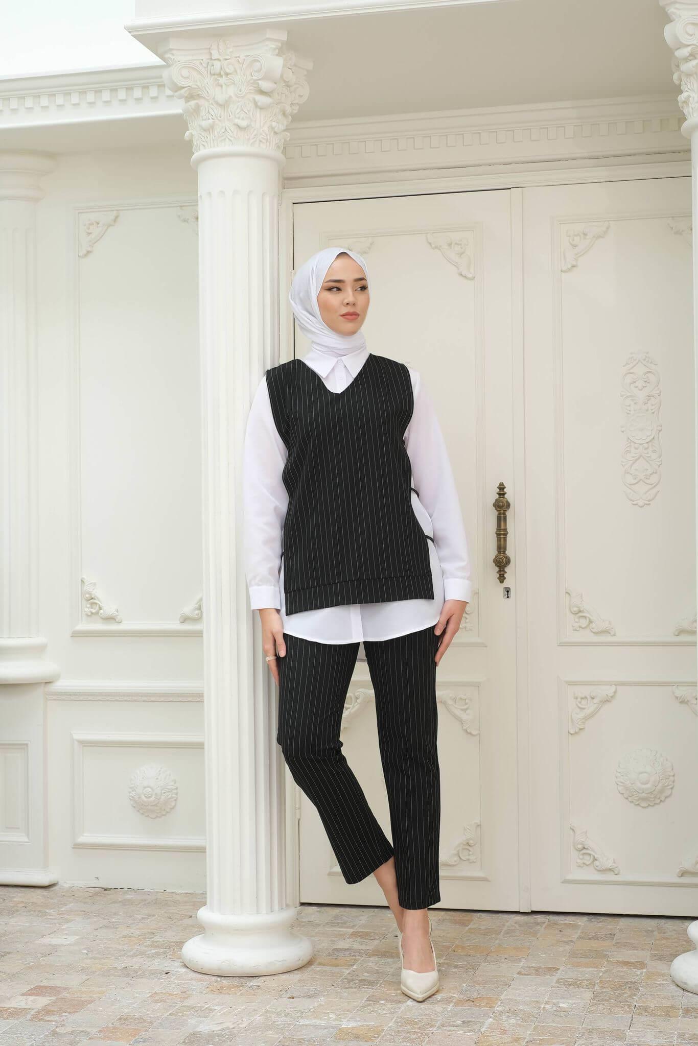 Çizgili Üçlü Takım