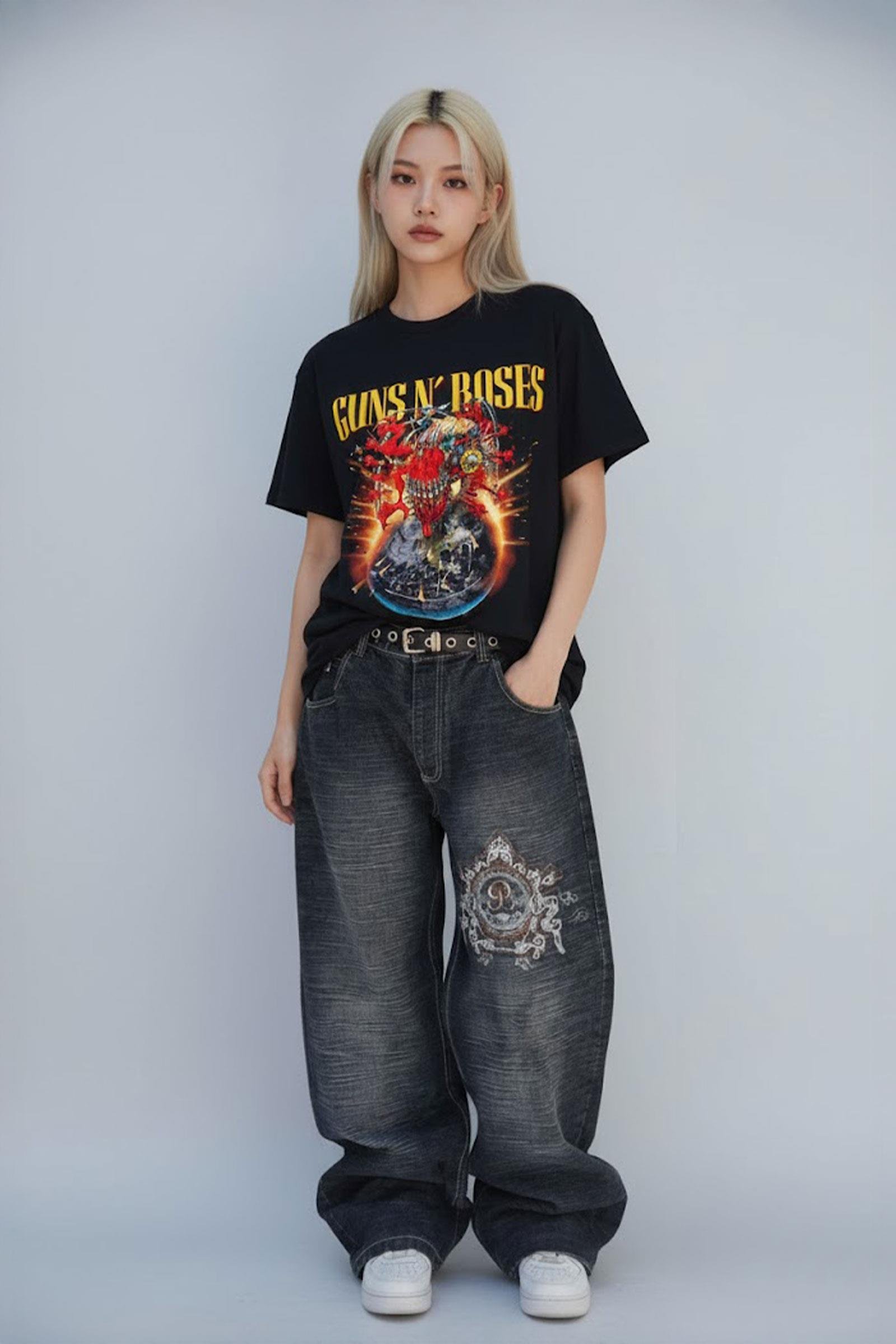 Siyah Guns N' Roses European And Middle East Tour 2025 Unisex T-shirt