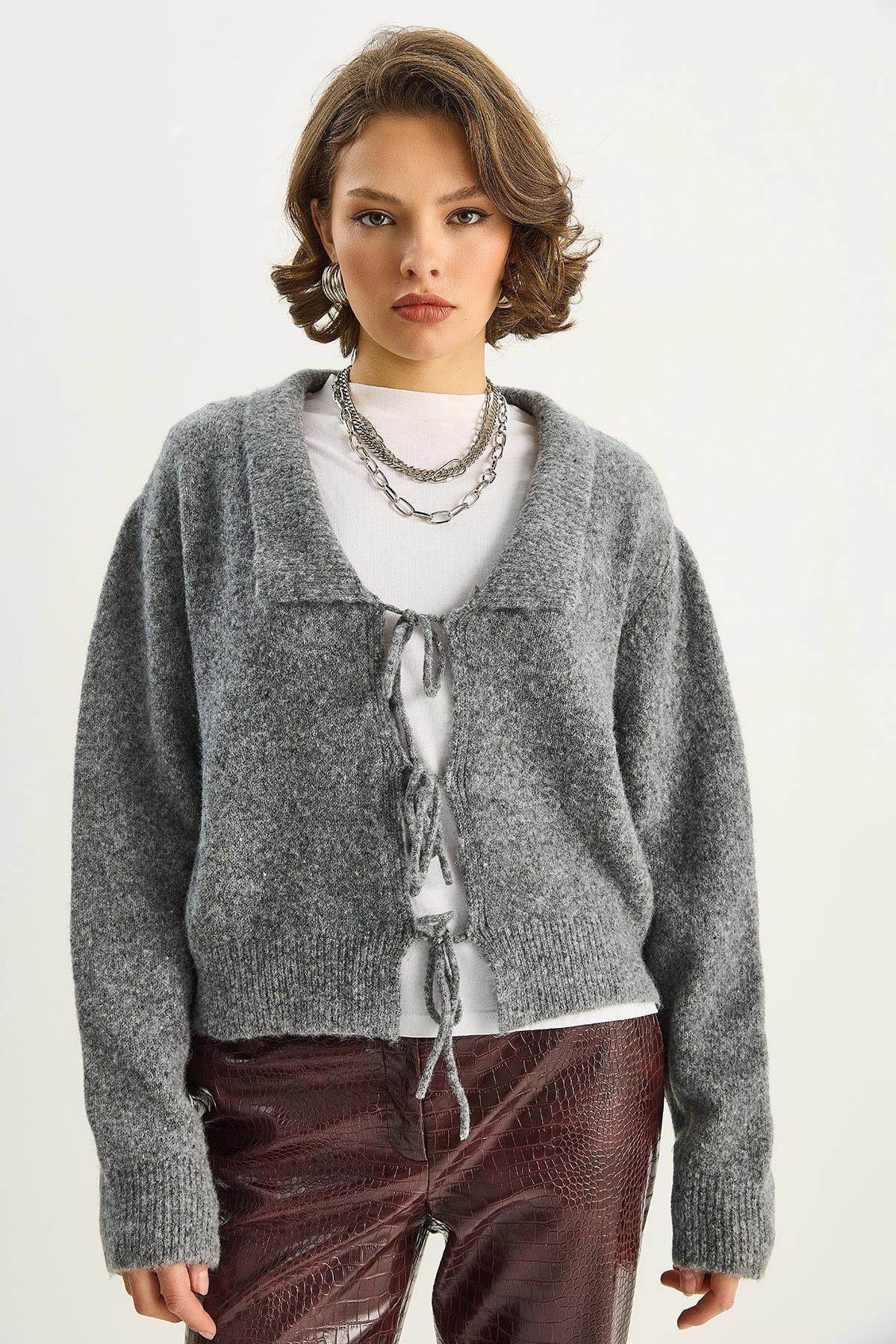 Kadın Yakalı Bağlama Detaylı Triko Hırka 9061 60283751 - Füme