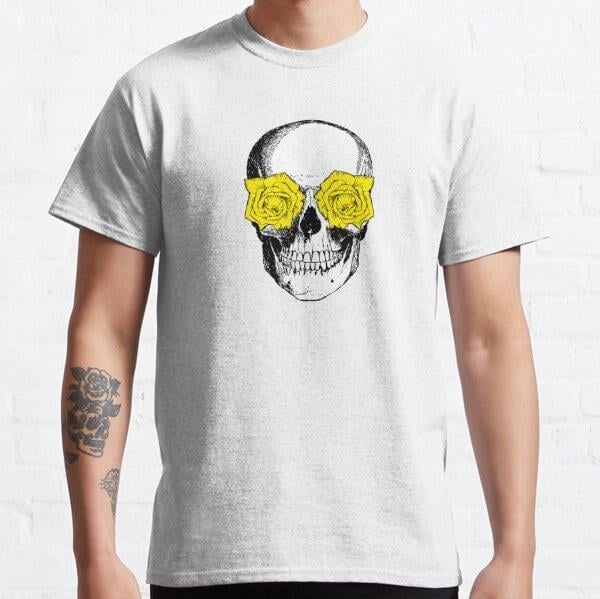 Skull and Roses Pattern | Skull and Flowers Patterns | Skulls and Skeletons | Vintage Skulls | Red and Yellow | Tasarım Baskılı Tişört (bol kalıp t-shirt)