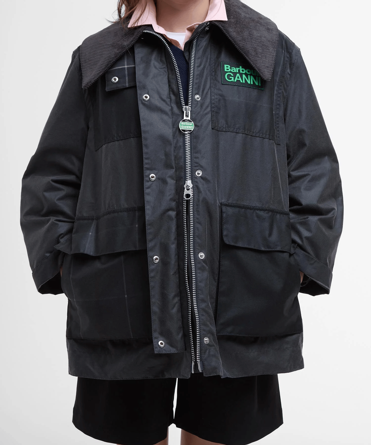 Barbour x GANNI Yağlı Duffle Ceket CH71 Charcoal-Winter-Modern