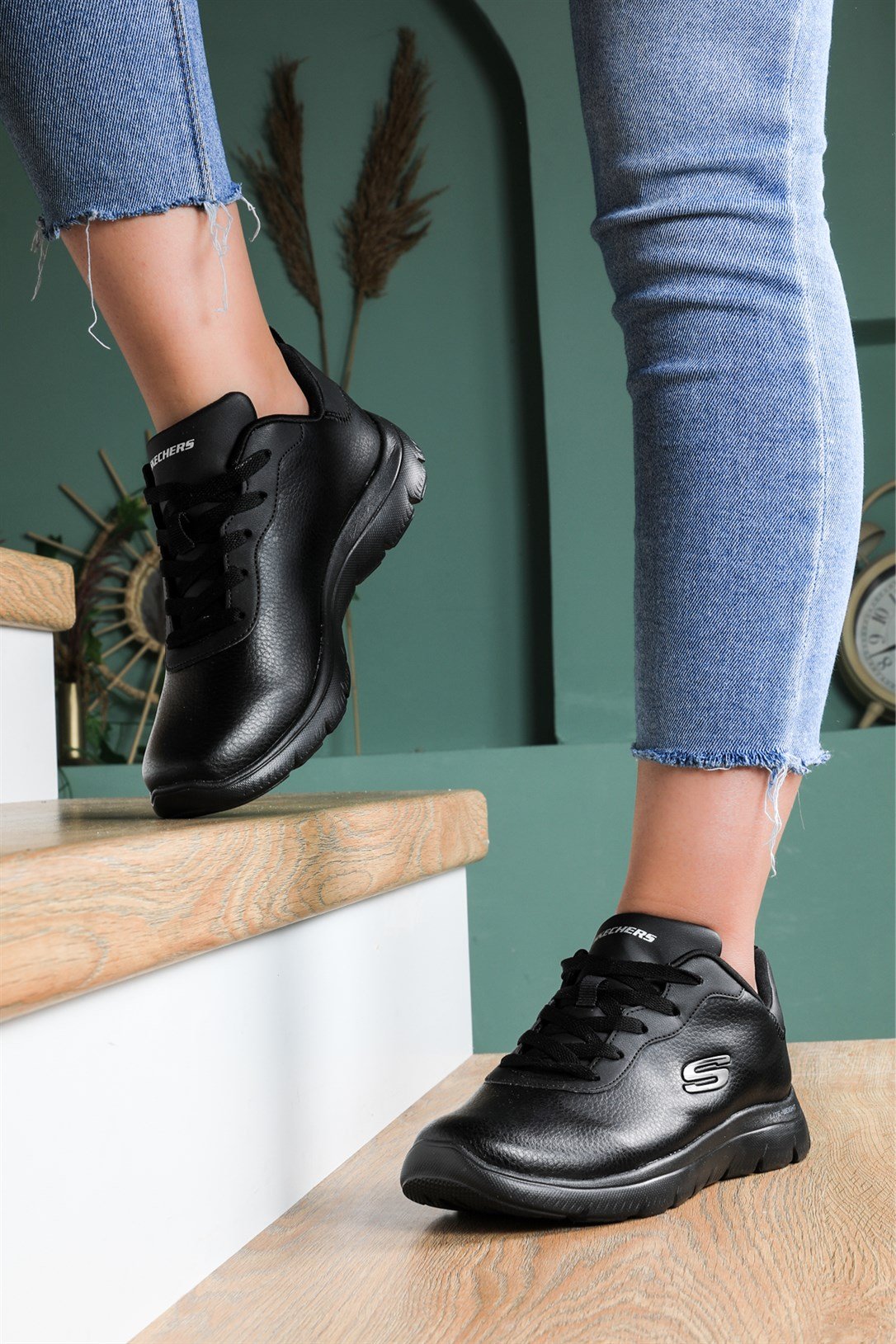 Skechers Deri Rahat Taban Günlük Siyah Kadın Spor Ayakkabı 896170 | Ayakkabı  City