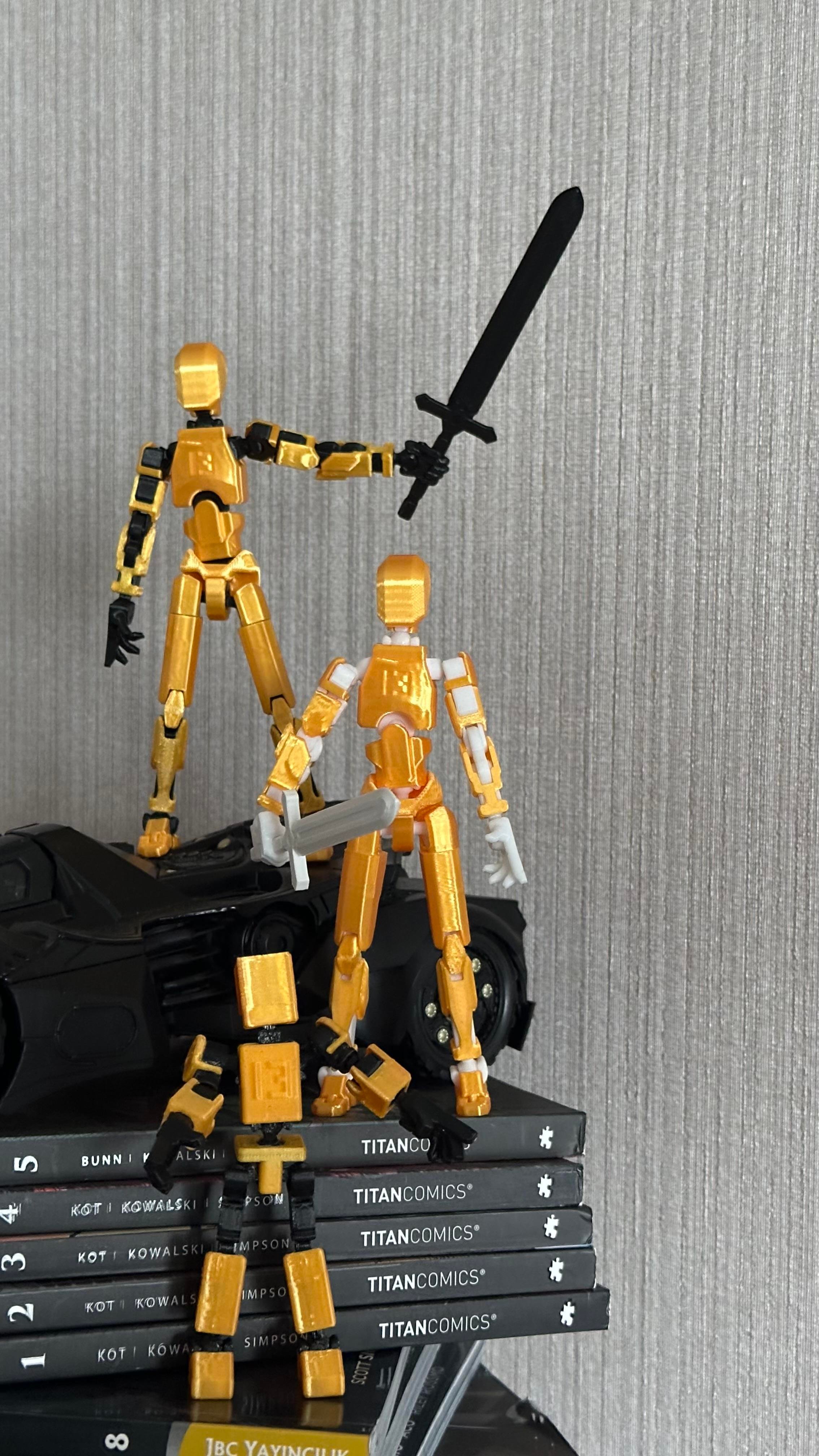 Lucky 13 Mini 13 Aksiyon Figürü Robot Oyuncak Kılıçlı Altın Set
