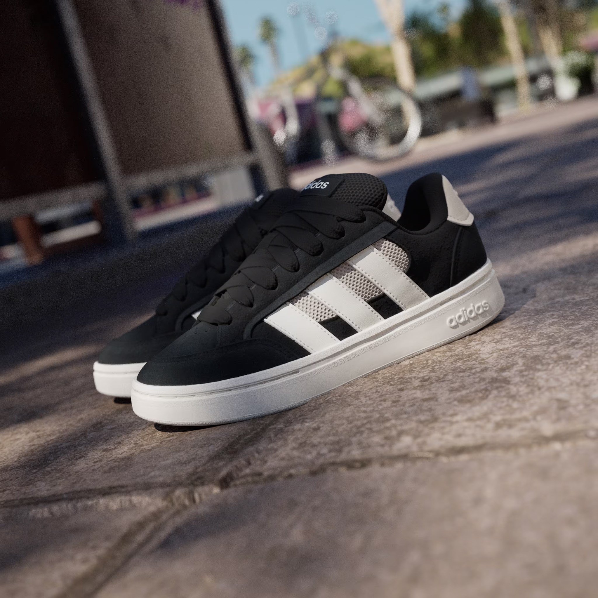 ADIDAS HQ7375 GRAND COURT ALPHA SK8