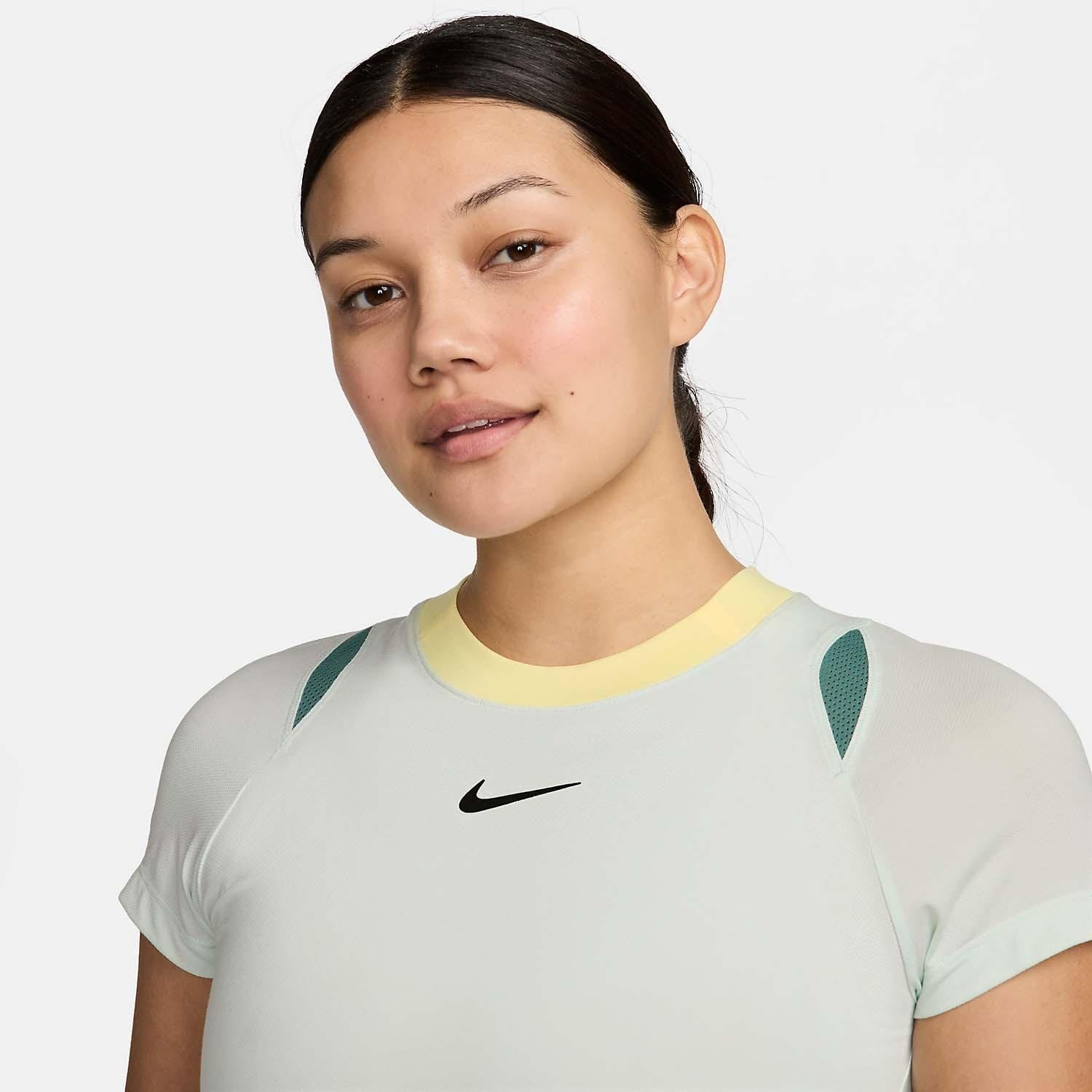 T shirt nike court femme online