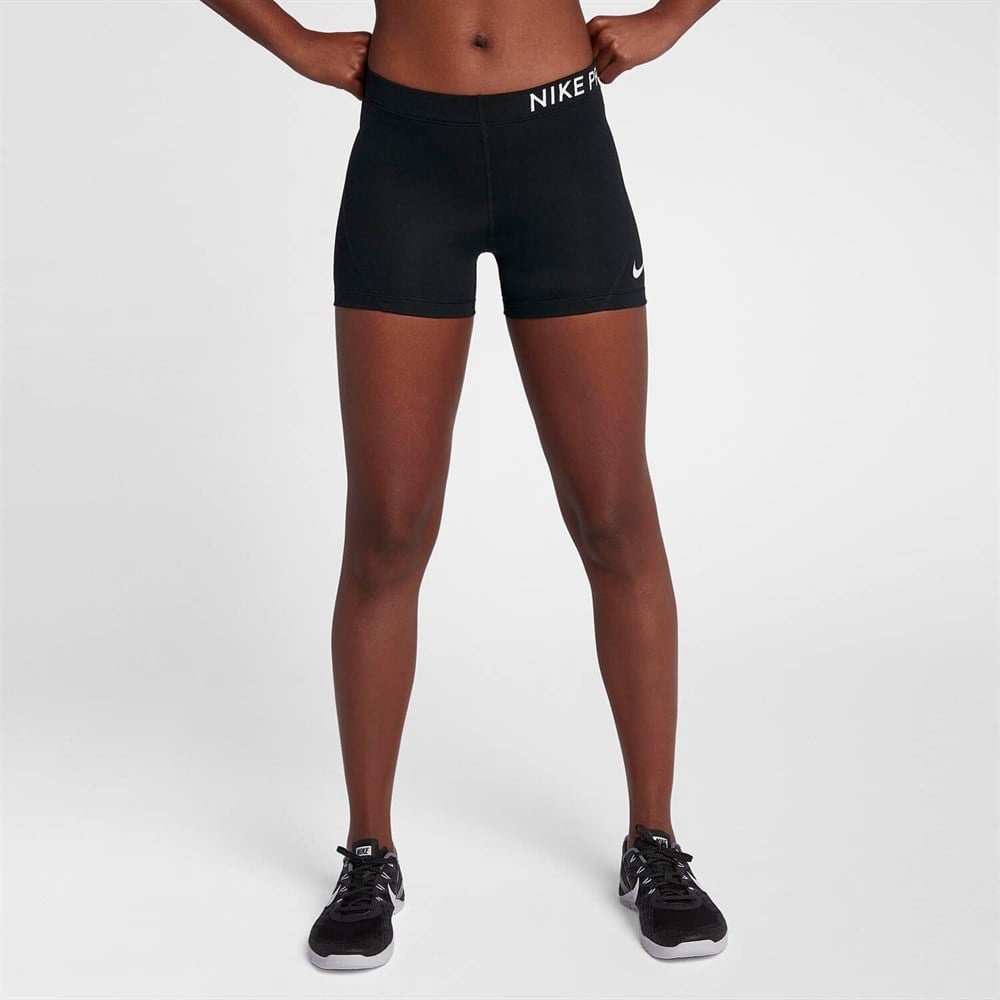 Nike Pro Kadın Antrenman Şortu