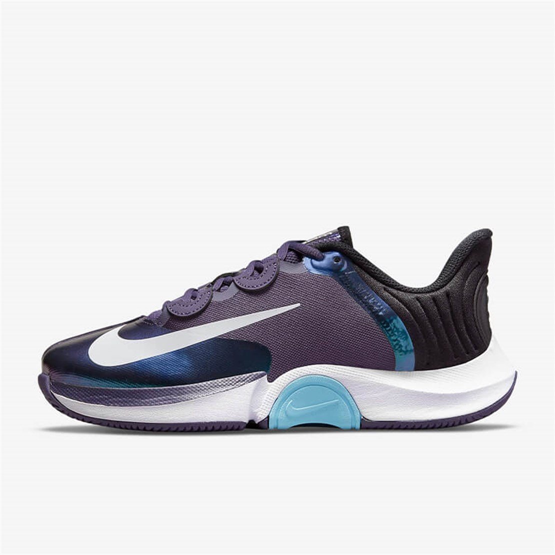Nike sportswear zoom hot sale
